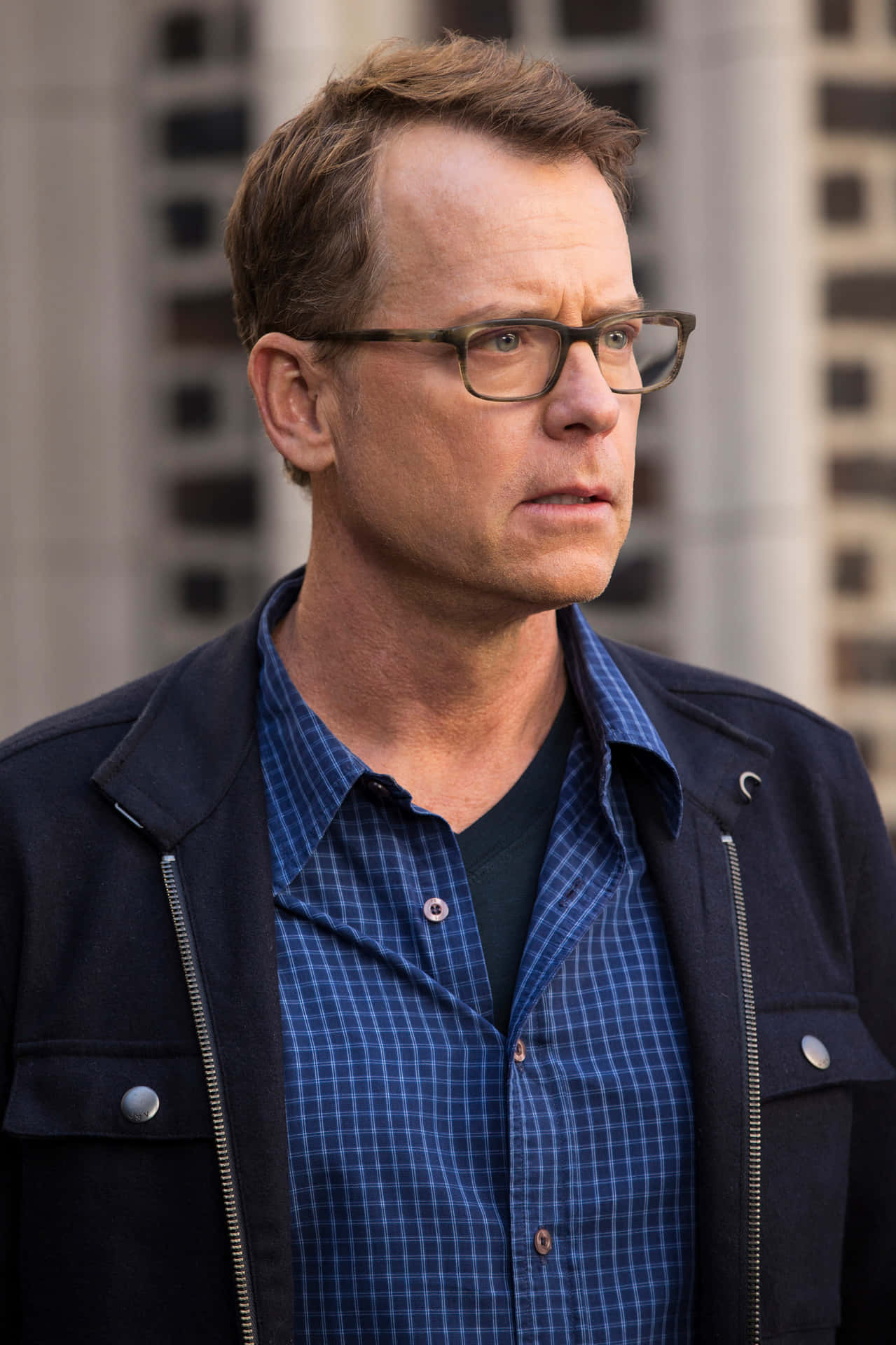 Greg Kinnear 1364 X 2048 Background