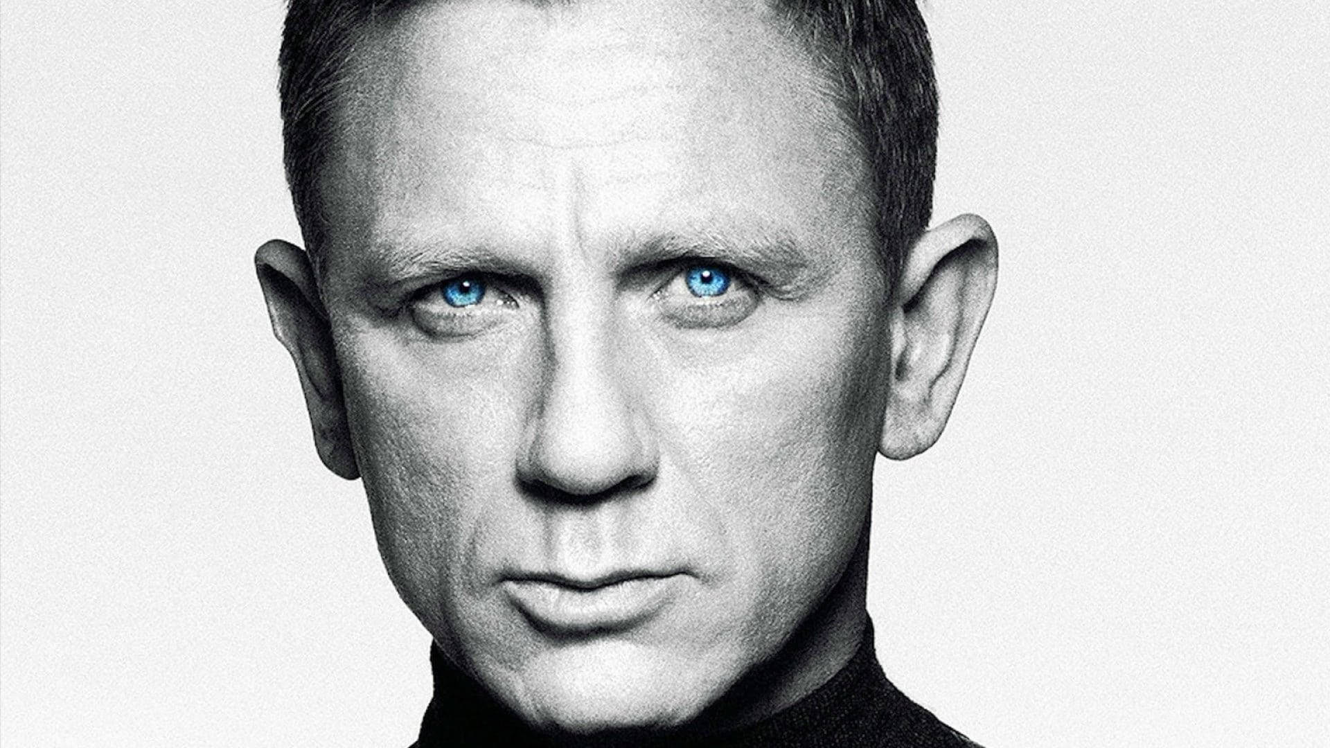 Greyscale Daniel Craig Male Face Background