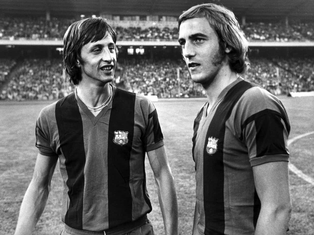 Greyscale Johan Cruyff And Johan Neeskens Background