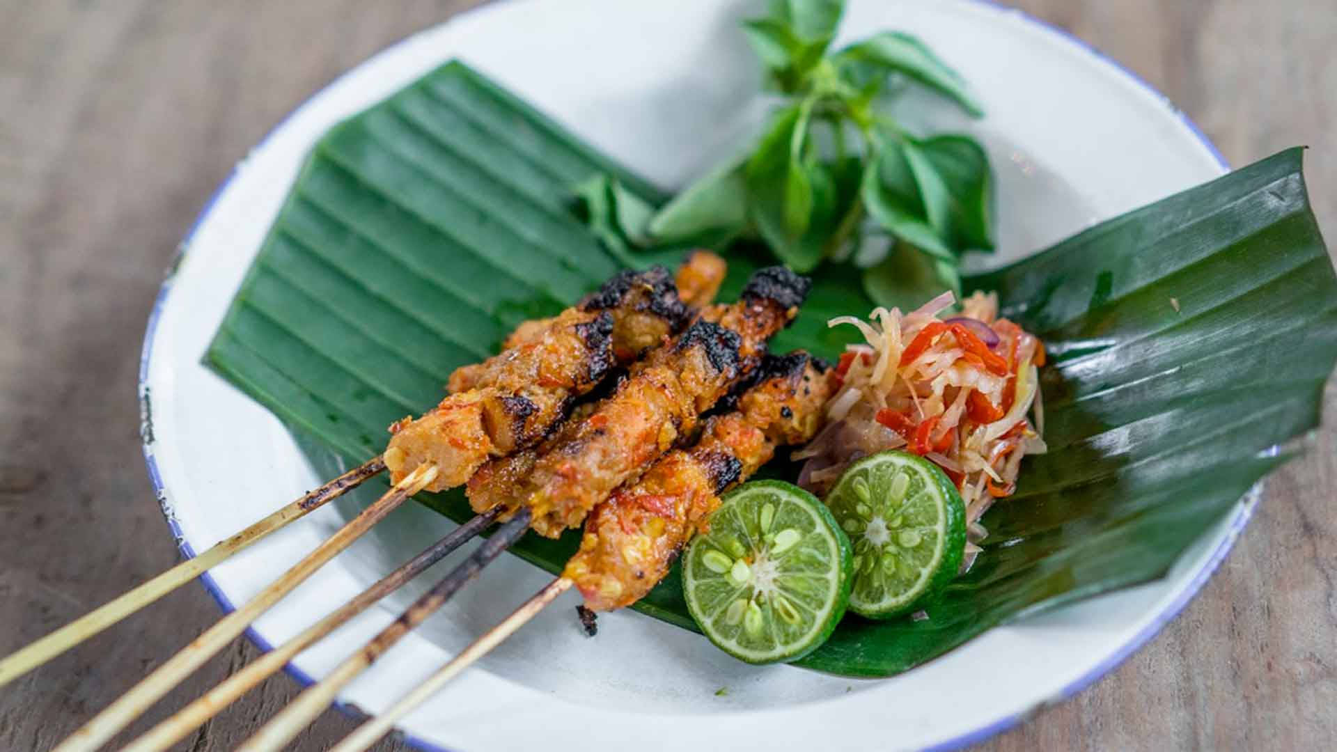 Grilled Chicken Satay With Pickled Papaya Relish Background