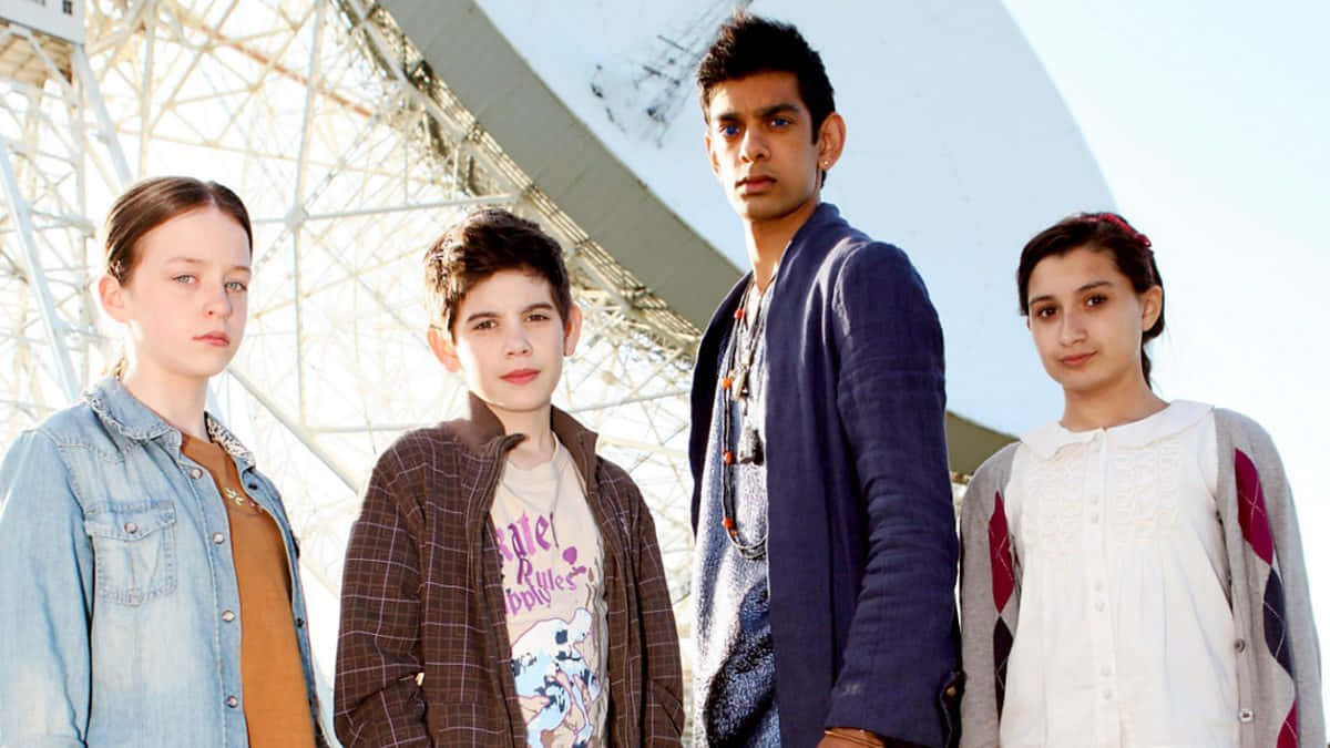 Group Of Ingenious Young Entrepreneurs Brainstorming Background