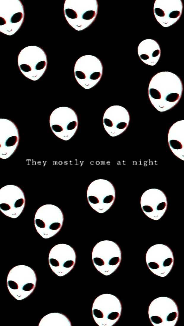 Grunge Emo Aesthetic Black Aliens Background