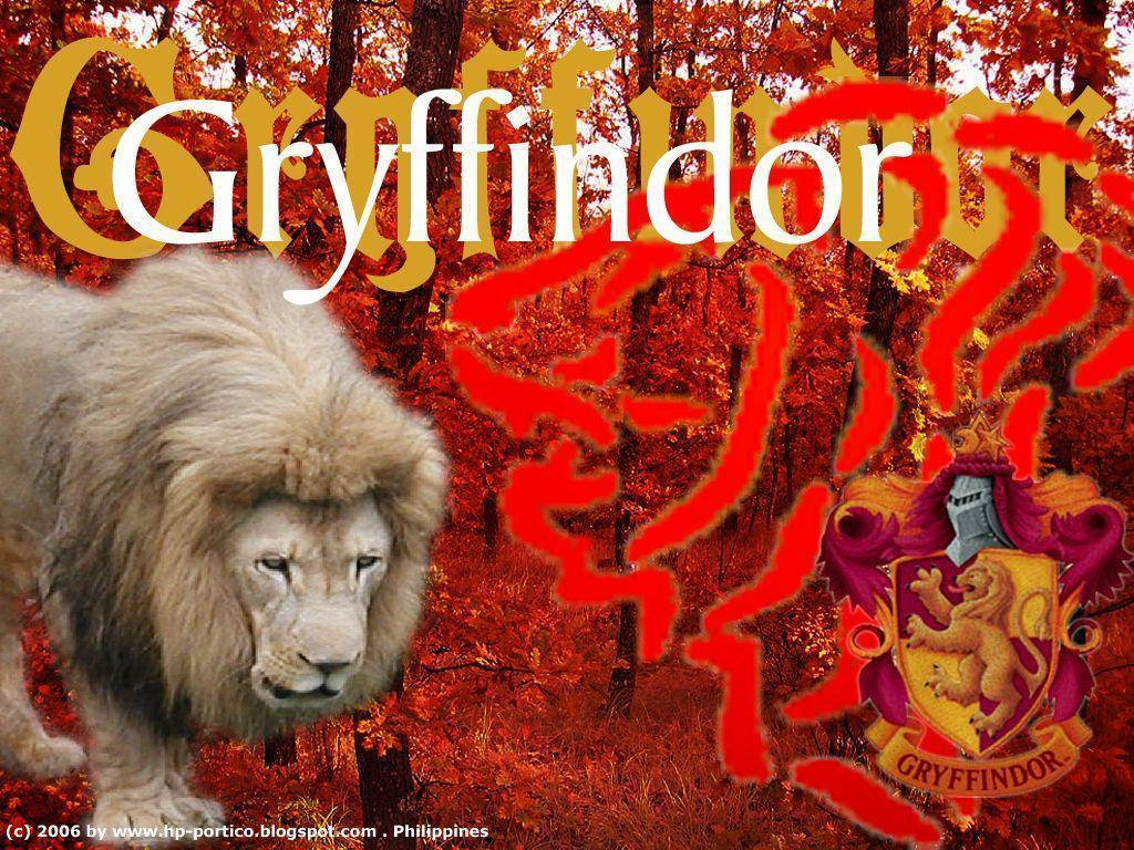 Gryffindor Lionand Crest