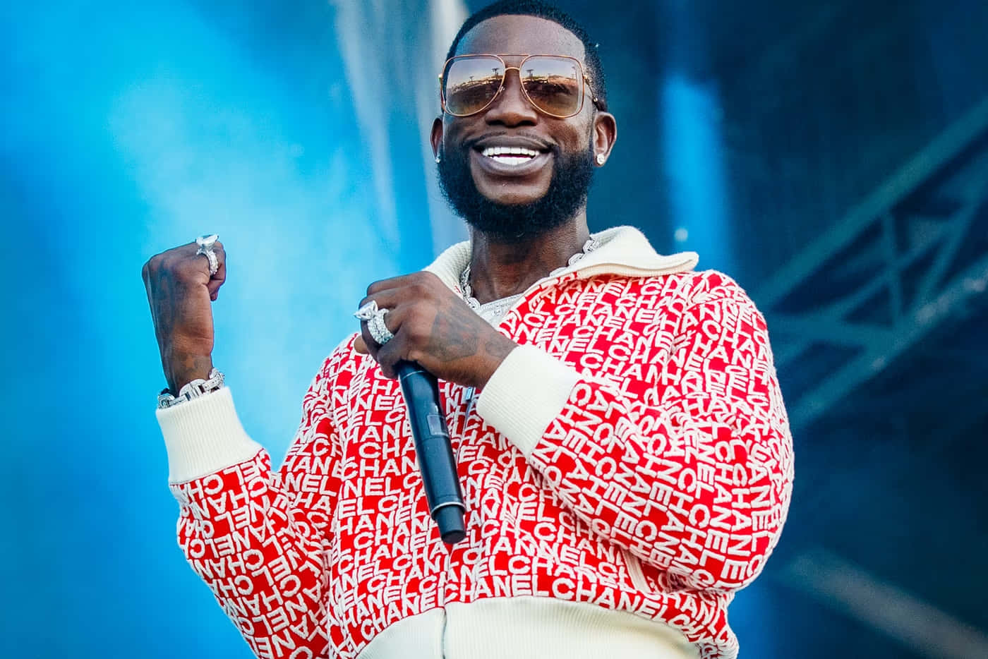 Gucci Mane Performance Red Designer Outfit Background