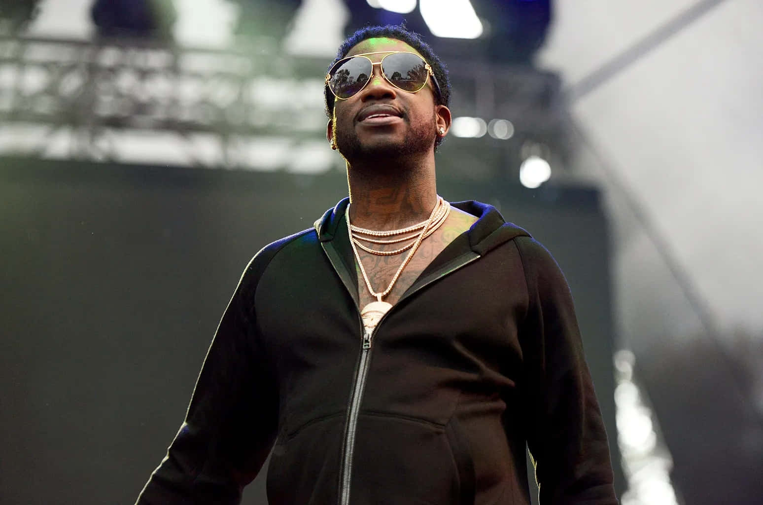 Gucci Mane Performing Live Background