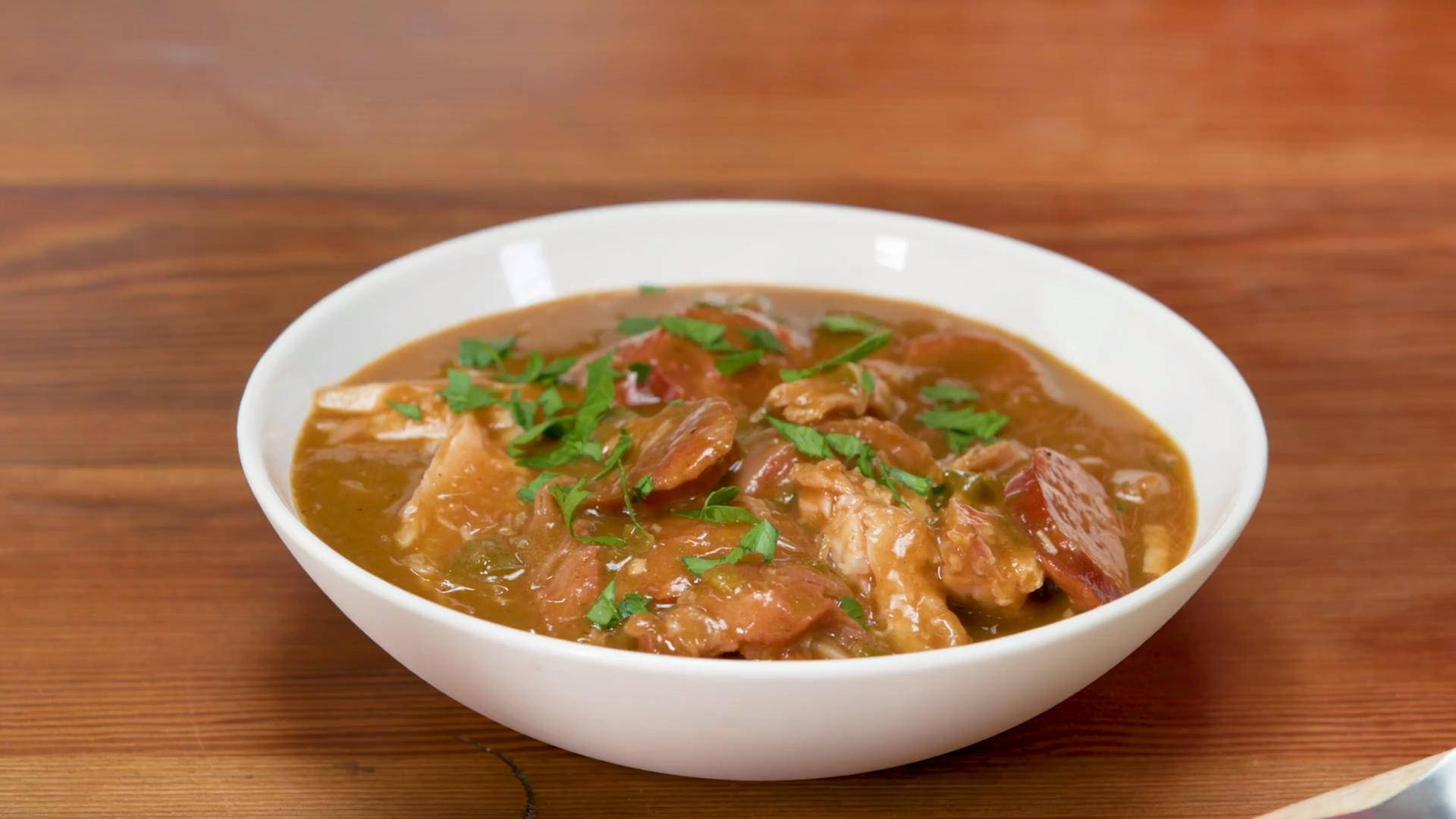 Gumbo In White Bowl On Wood Background