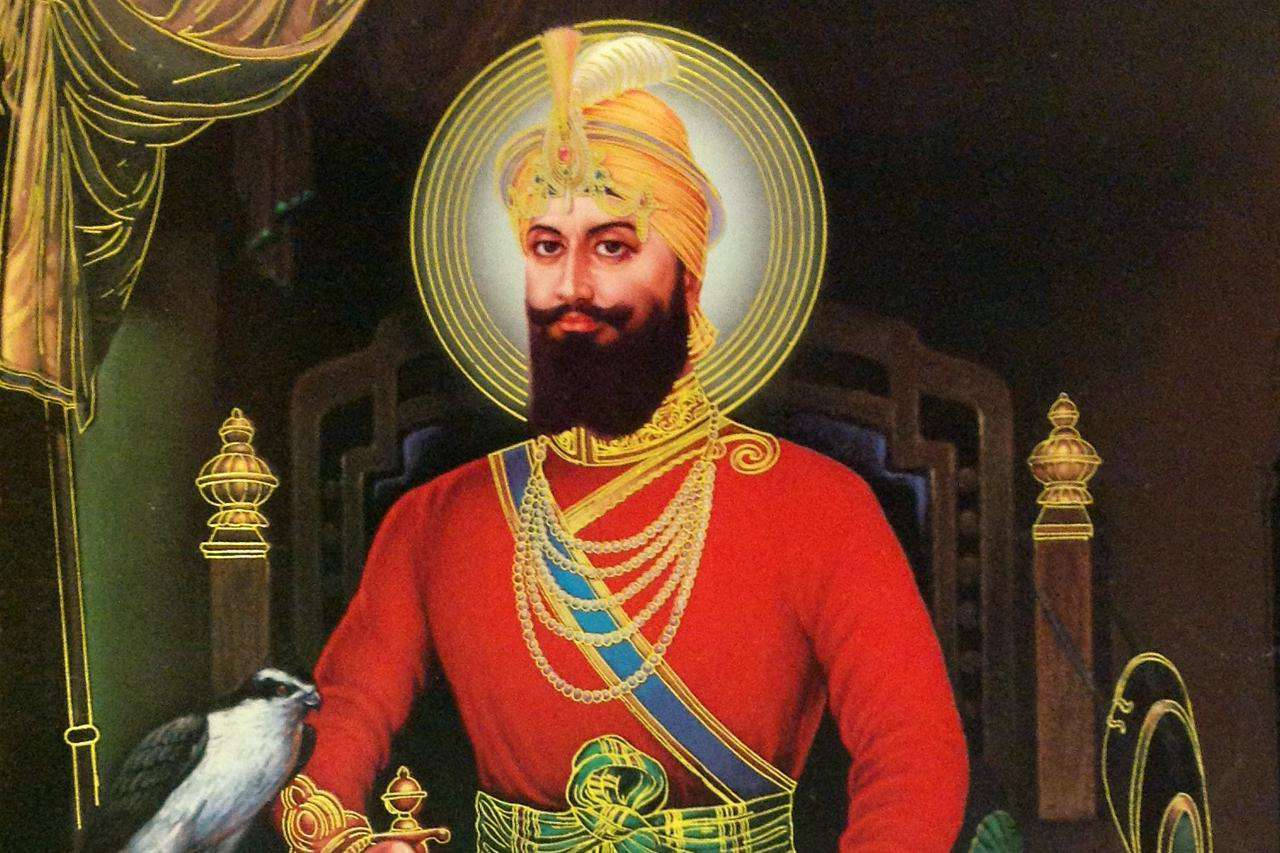 Guru Gobind Singh Ji Royal Regalia Portrait