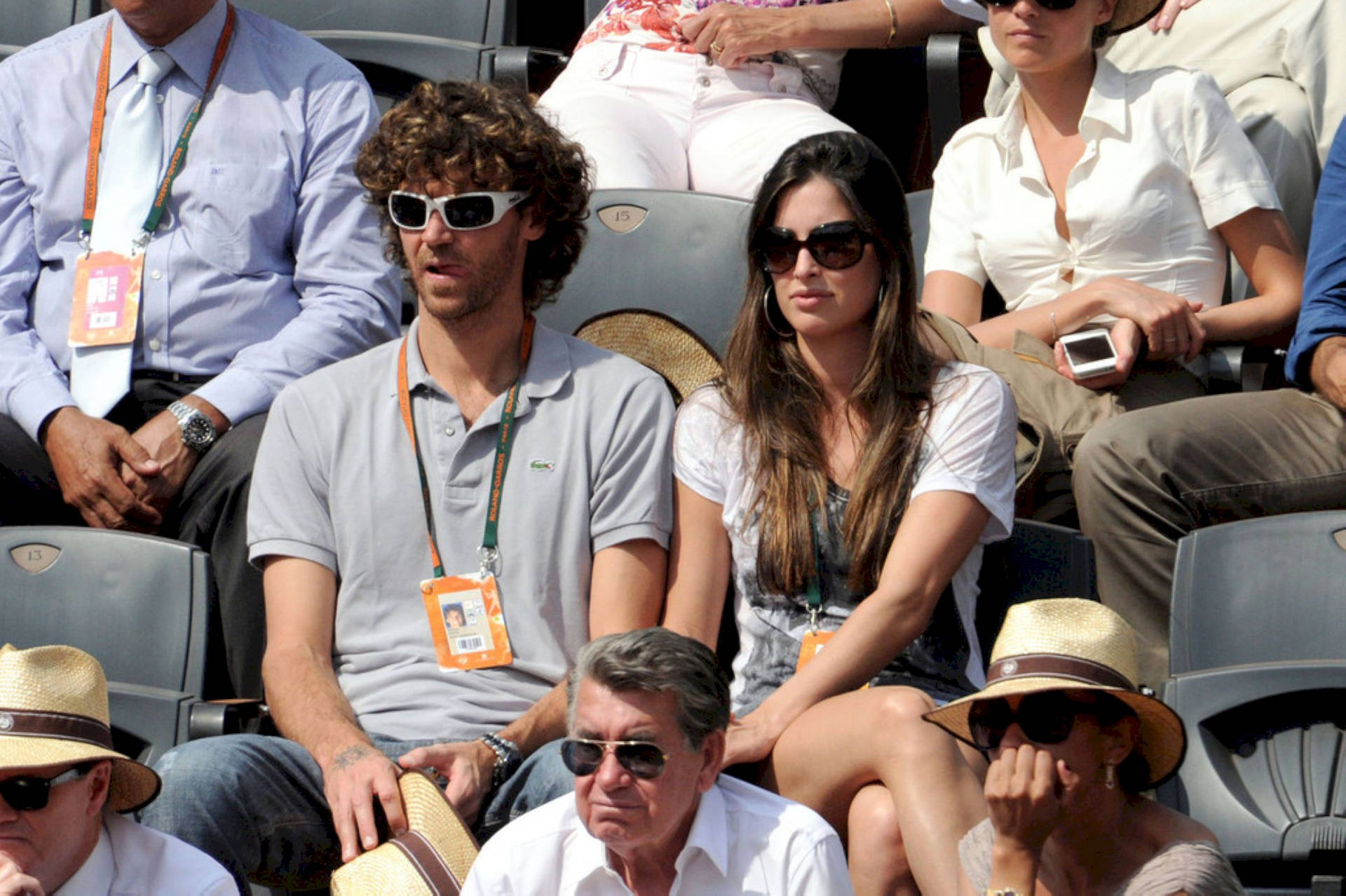 Gustavo Kuerten In The Audience Background