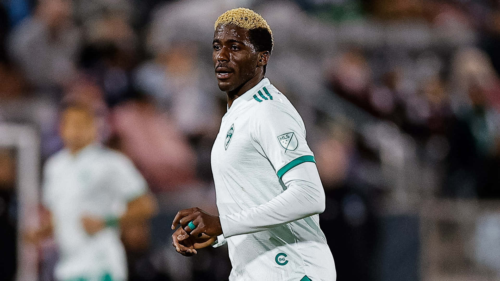 Gyasi Zardes Against Charlotte Fc Background