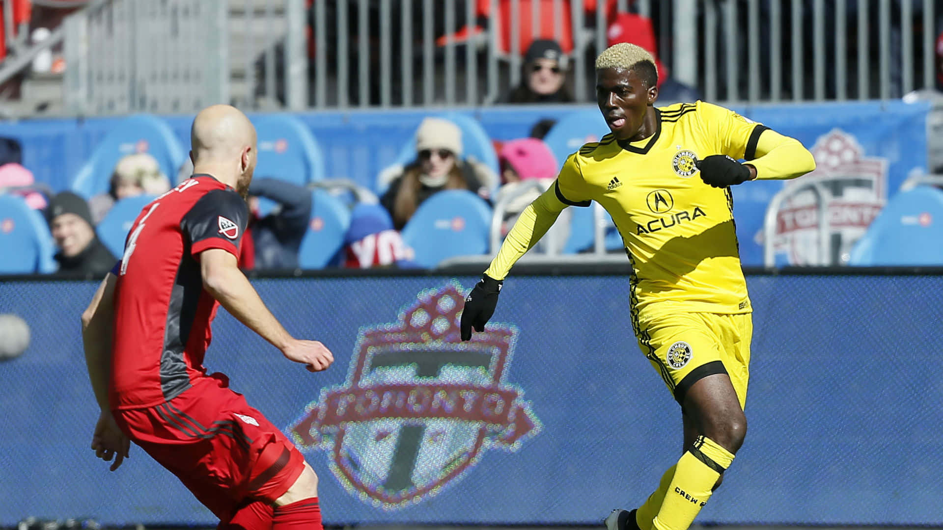 Gyasi Zardes And Michael Bradley Background