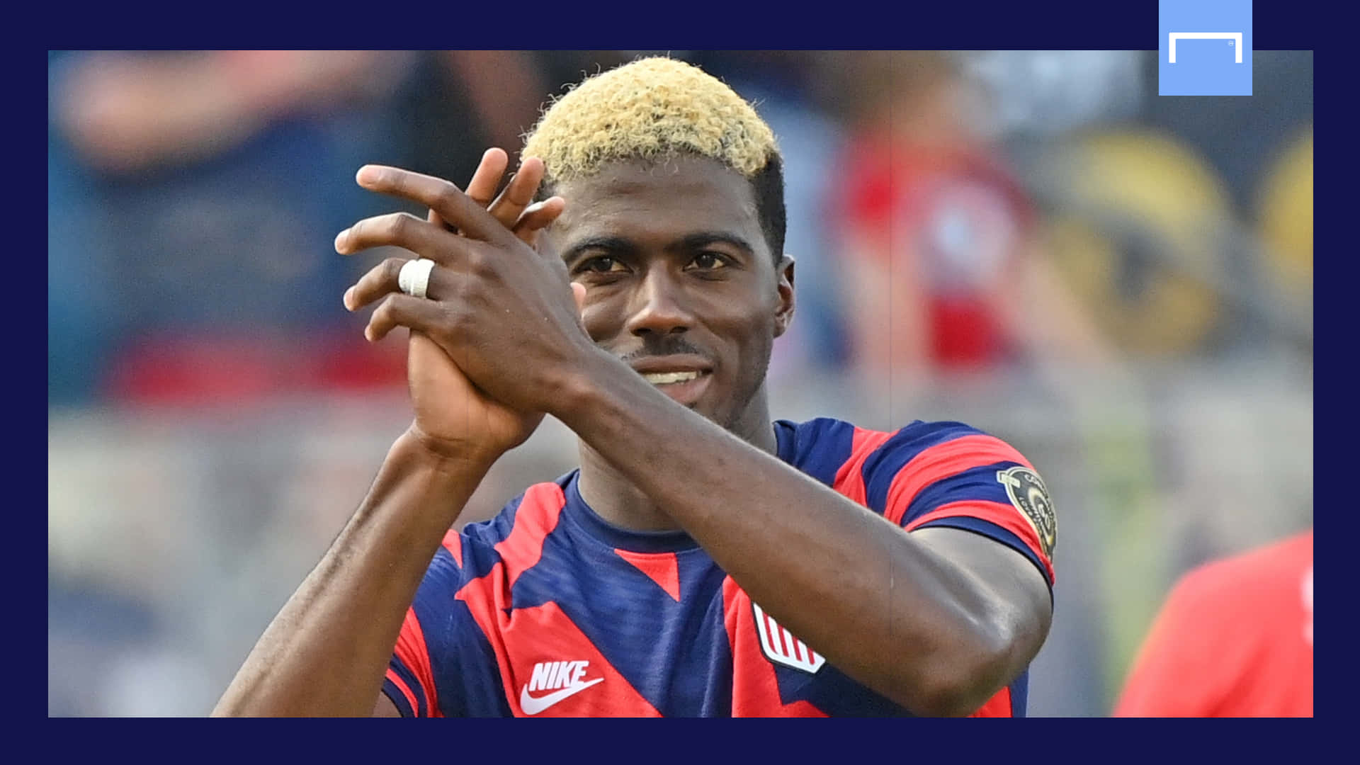 Gyasi Zardes Claps At Concacaf Gold Cup Background