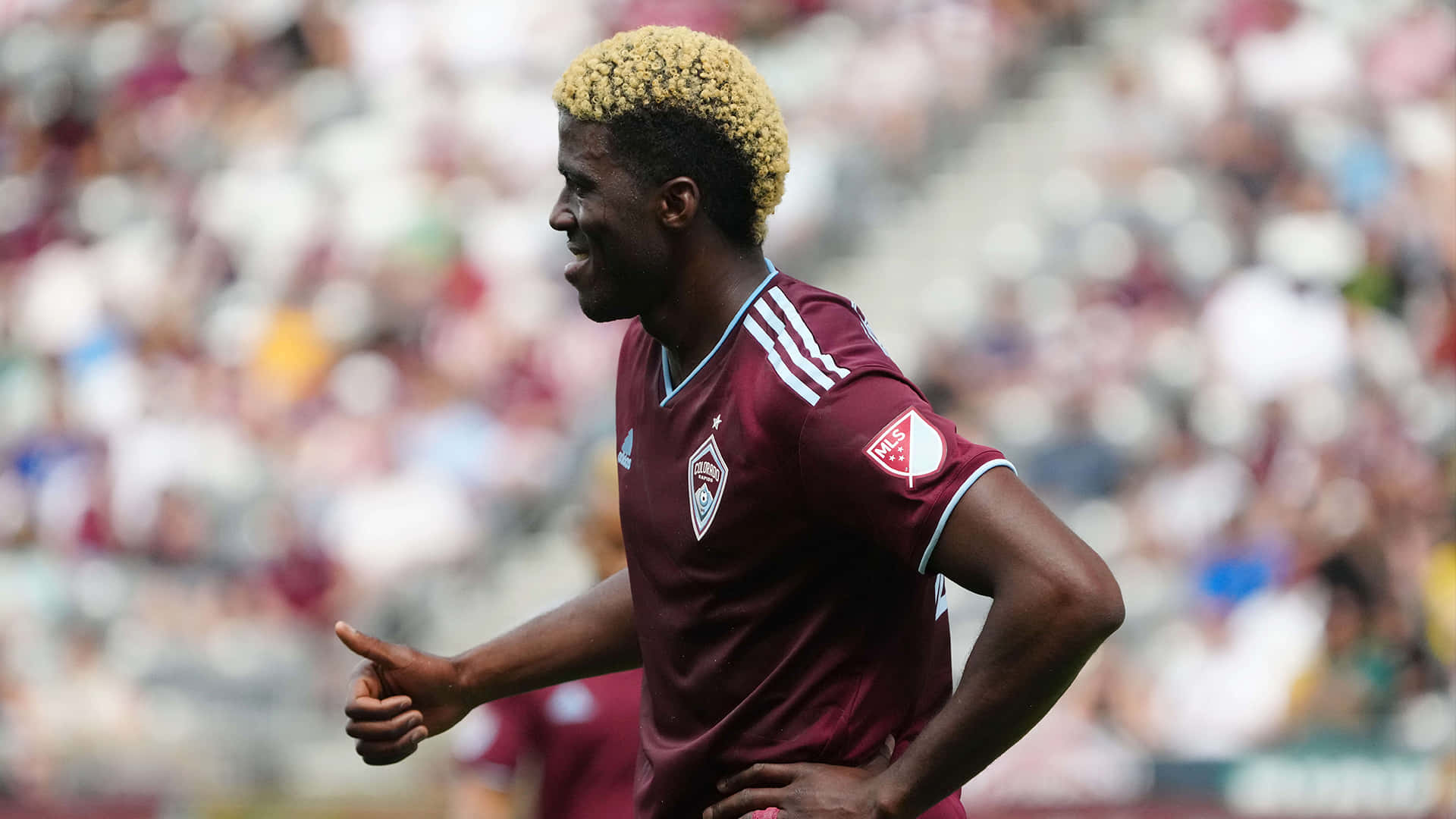 Gyasi Zardes Of Colorado Rapids Background