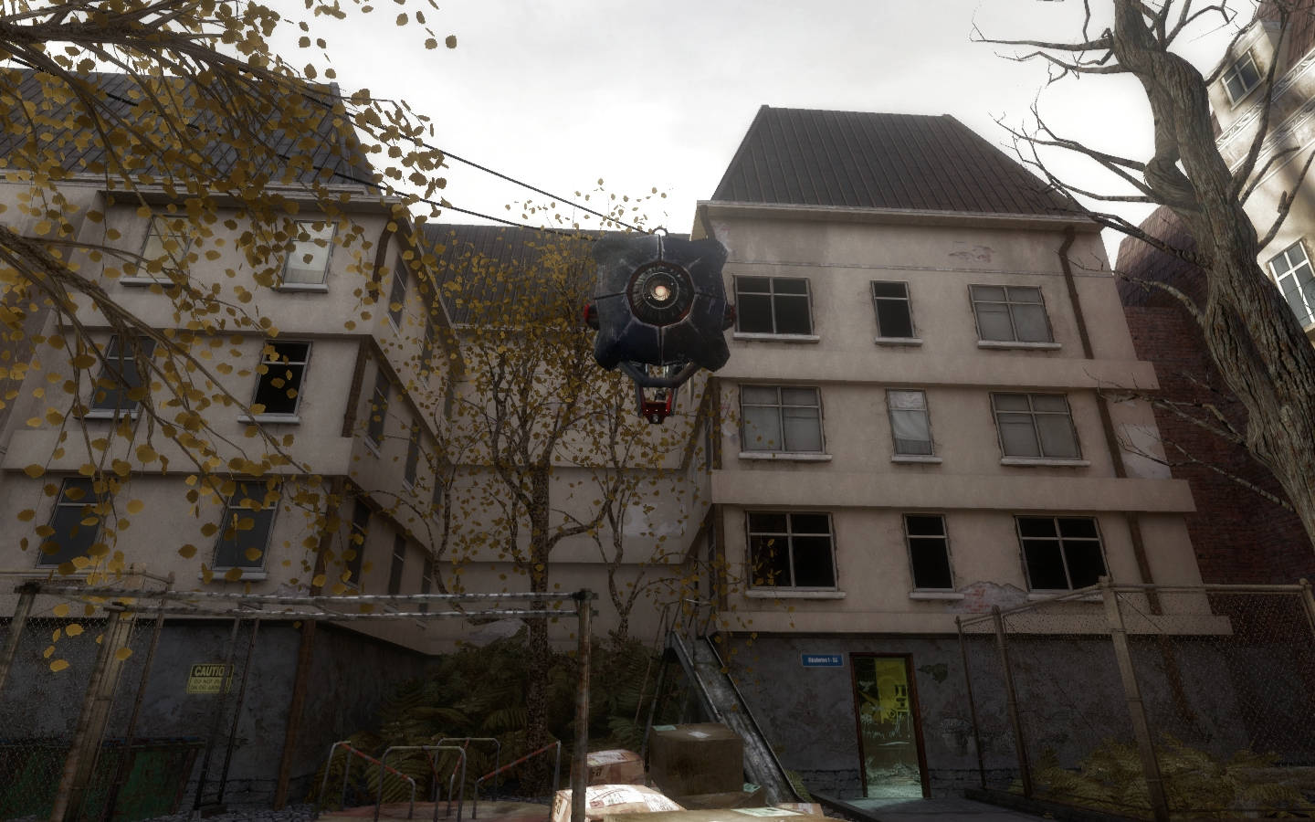 Half-life City Scanner In Front Of Building Background
