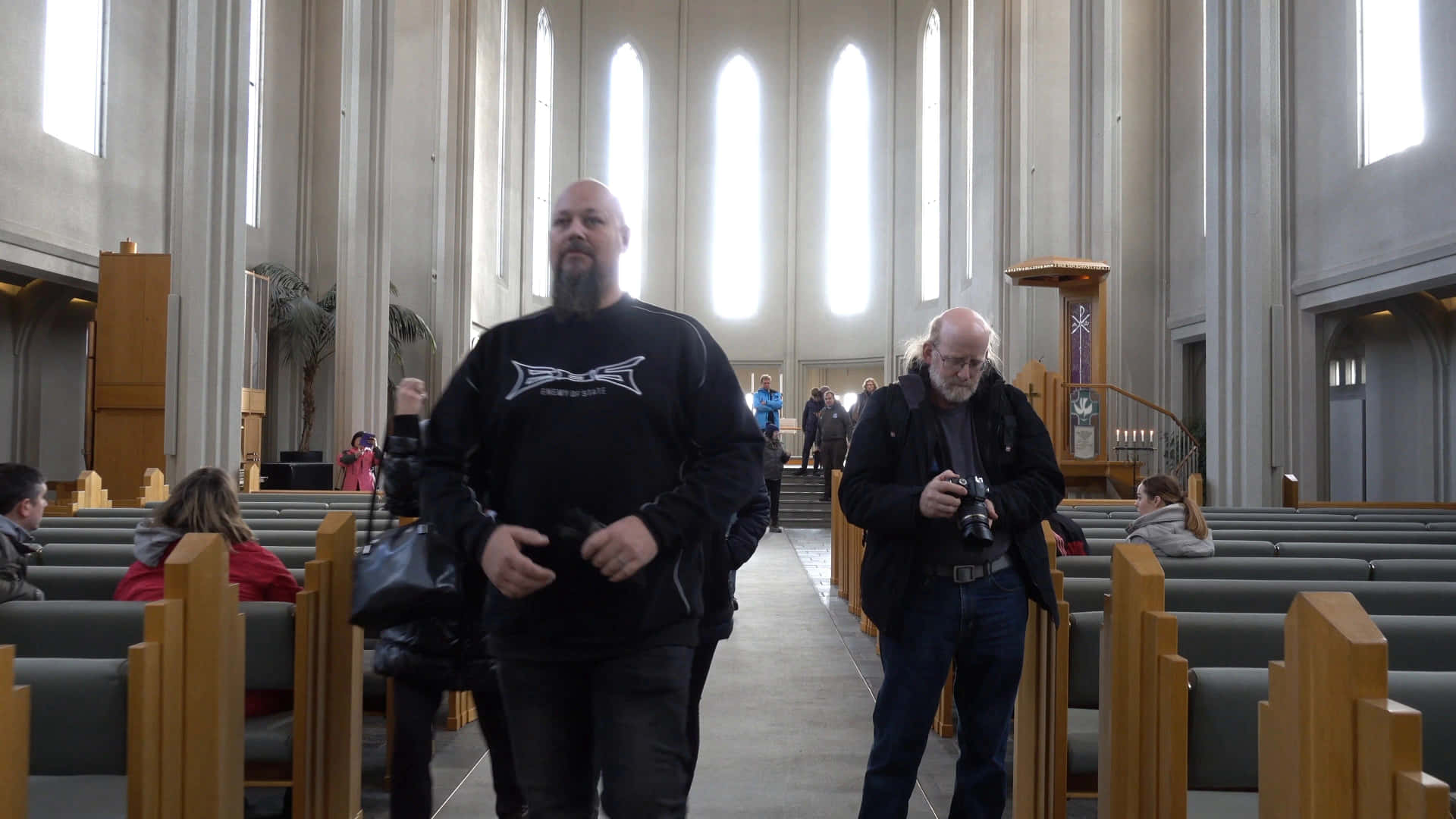 Hallgrimskirkja Church Visitors Background