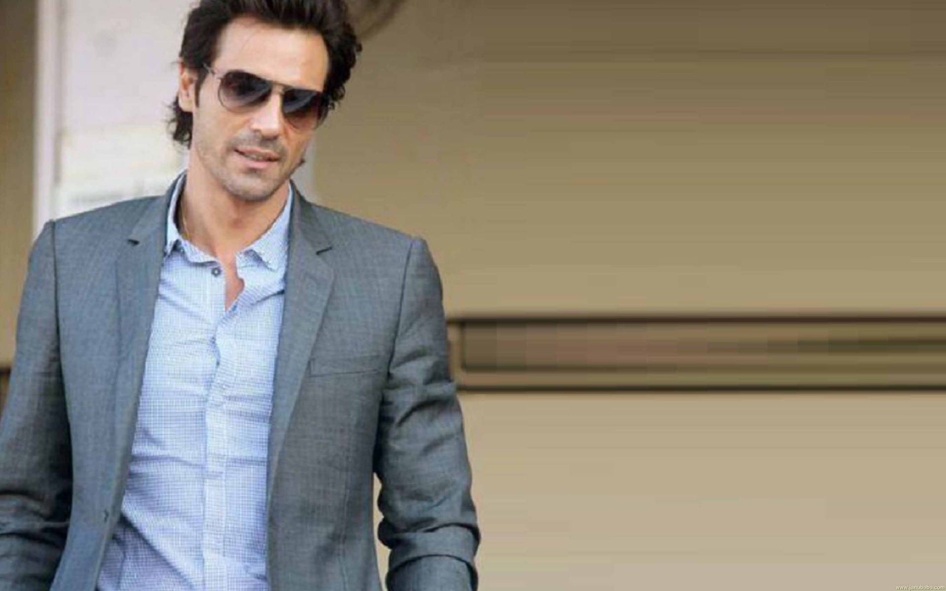 Handsome Arjun Rampal In Business Suit Background