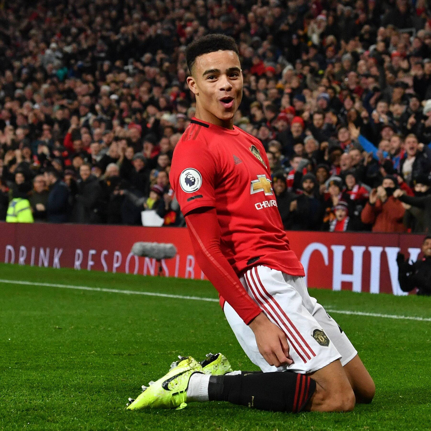 Handsome Mason Greenwood Background