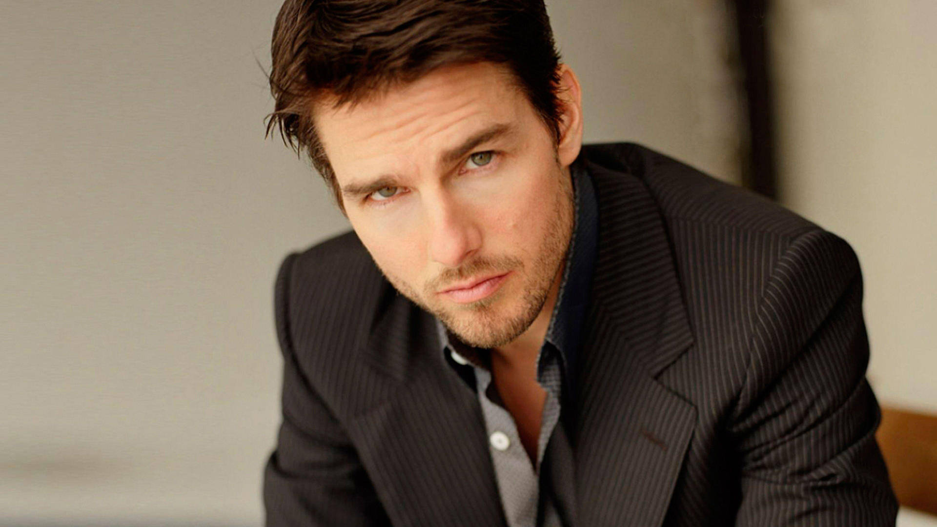 Handsome Tom Cruise Background
