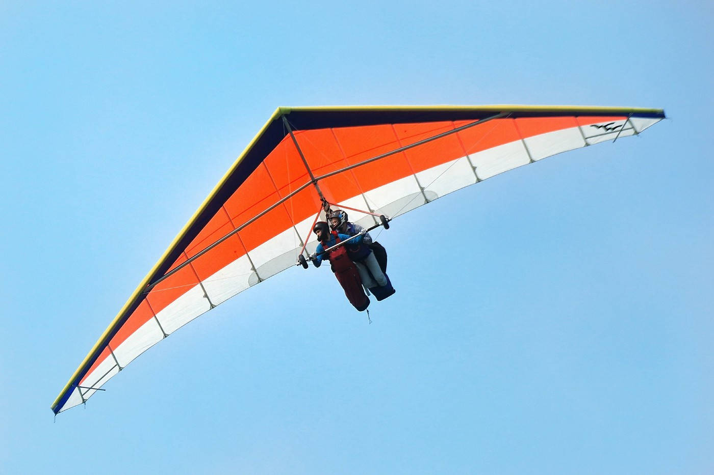 Hang Gliding Air Sport Couple Holiday Background