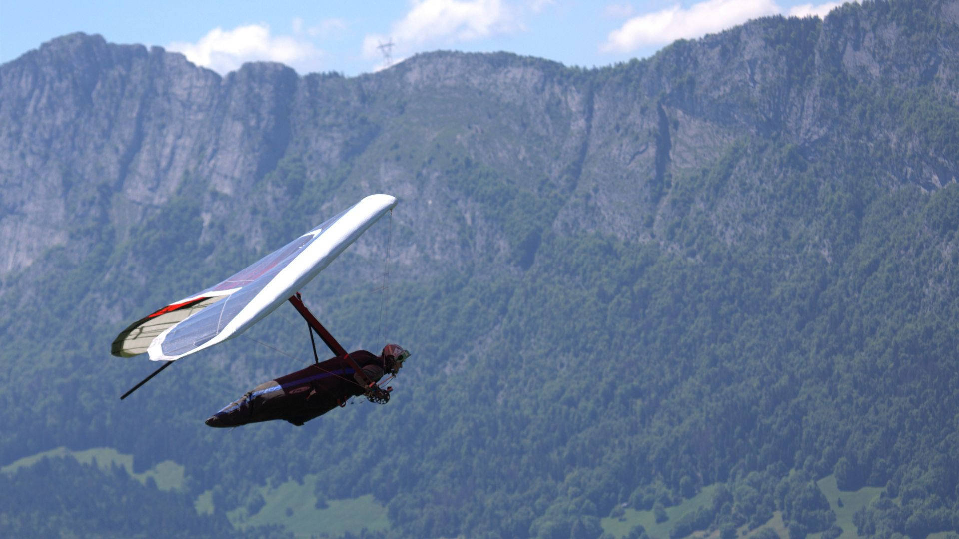 Hang Gliding Flying Mountains