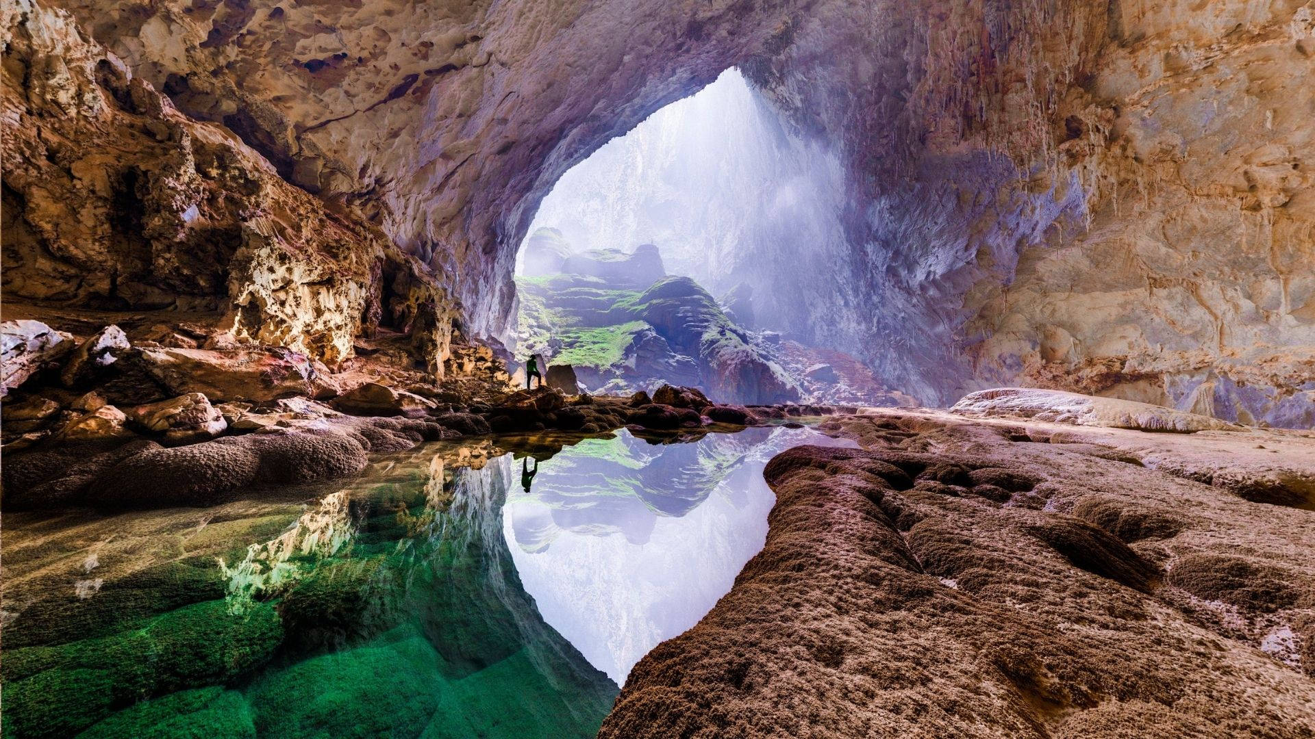 Hang Son Doong Cave Background