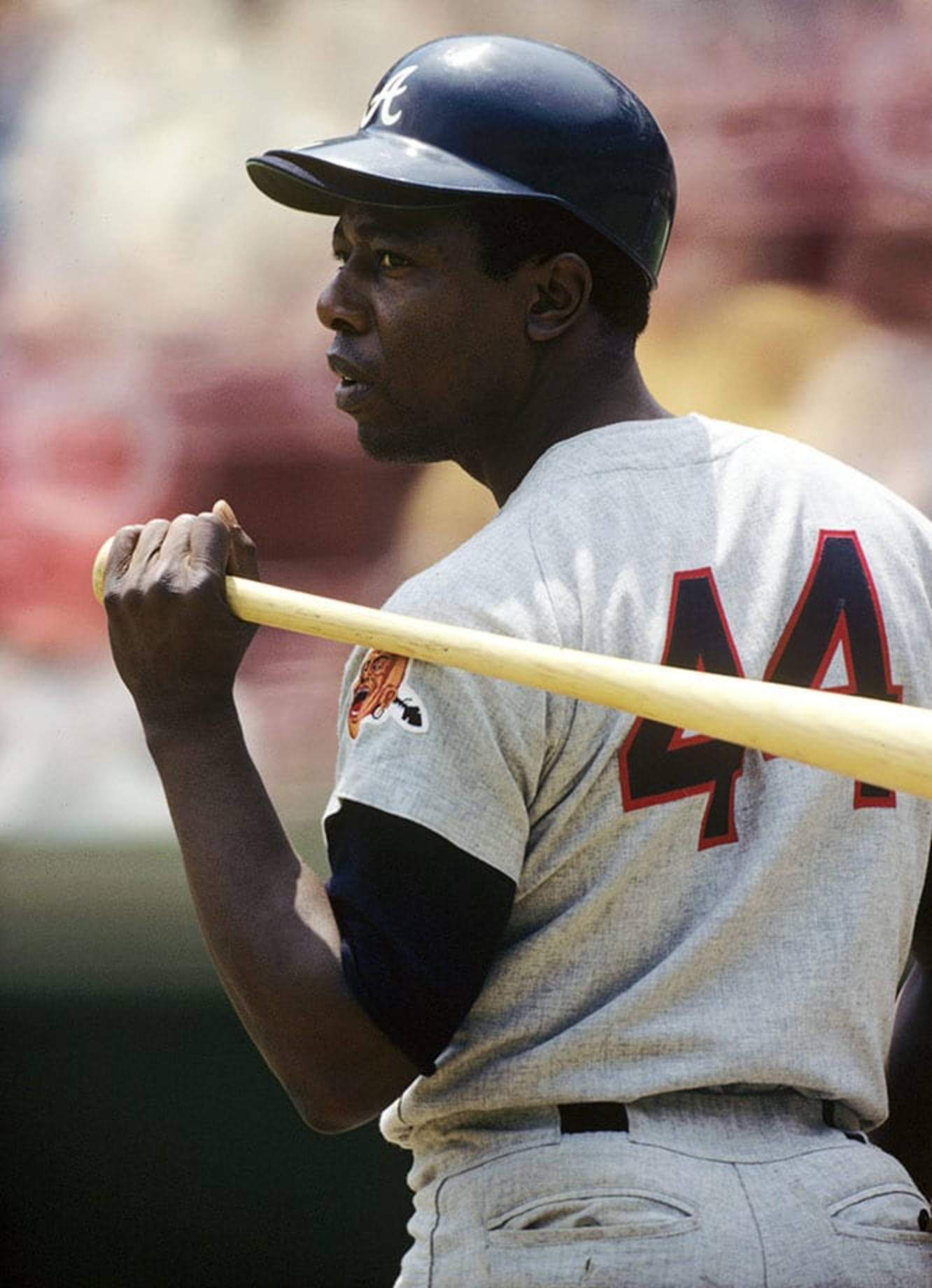 Hank Aaron Bat Over Shoulders