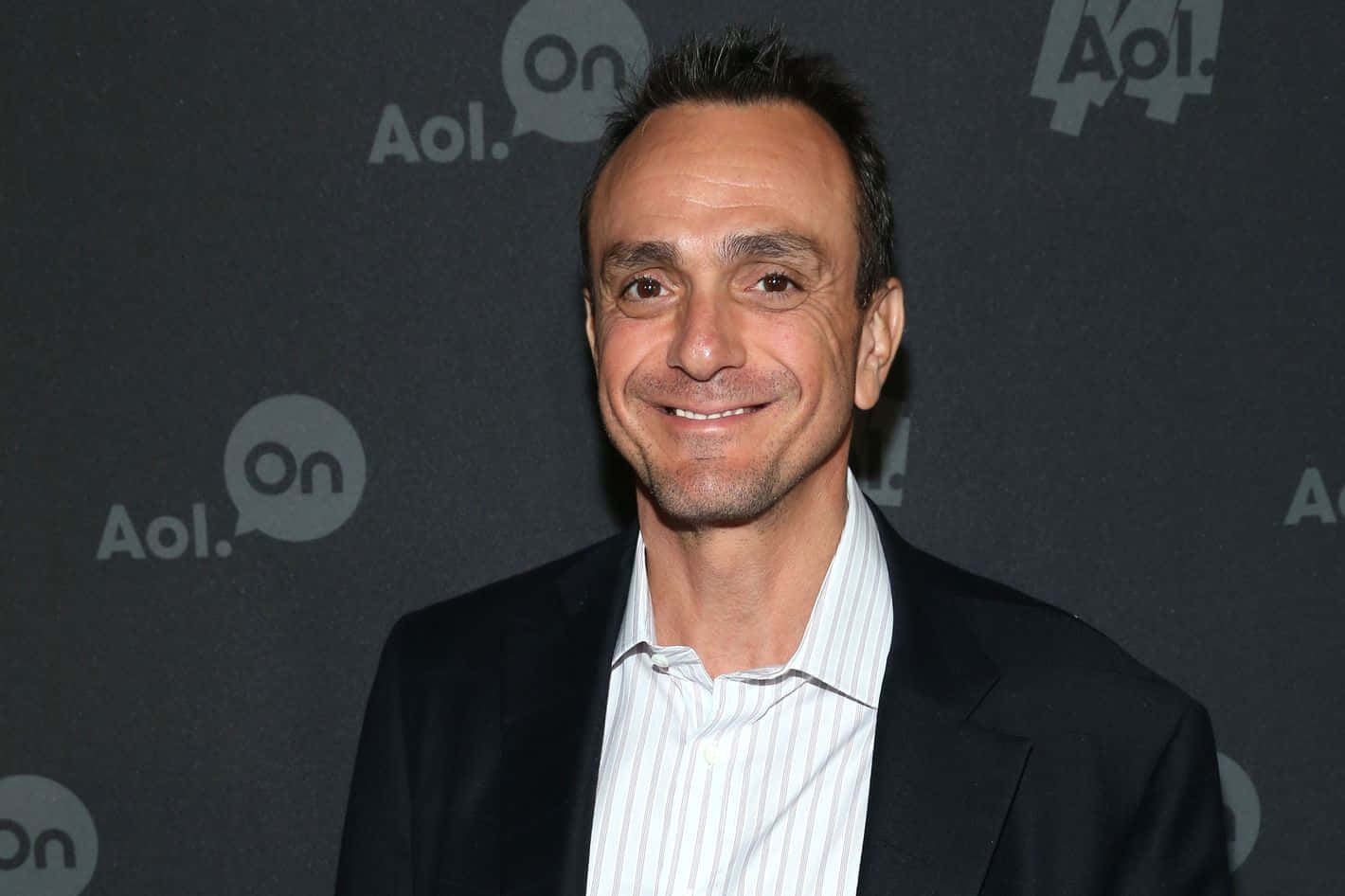 Hank Azaria 1420 X 946 Background