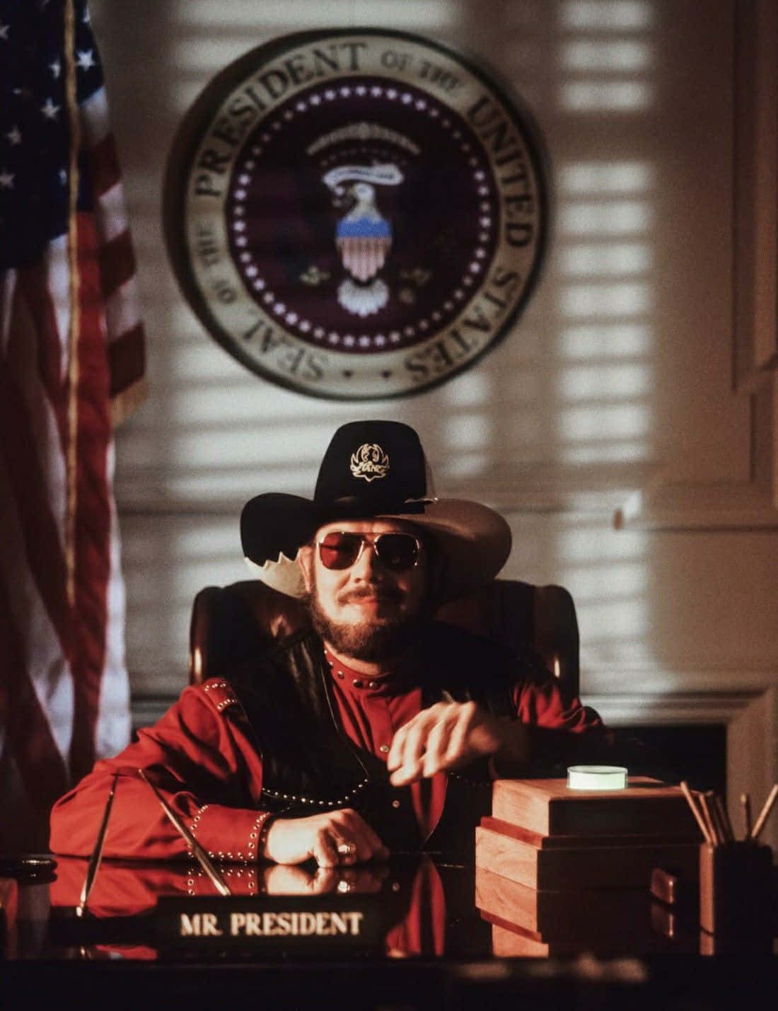 Hank Williams Jr Performing In Nashville Background
