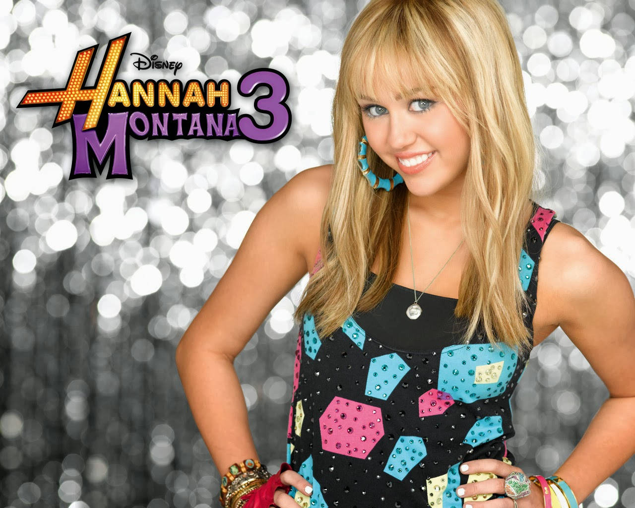 Hannah Montana Ready To Rock The Stage In Season 3 Background