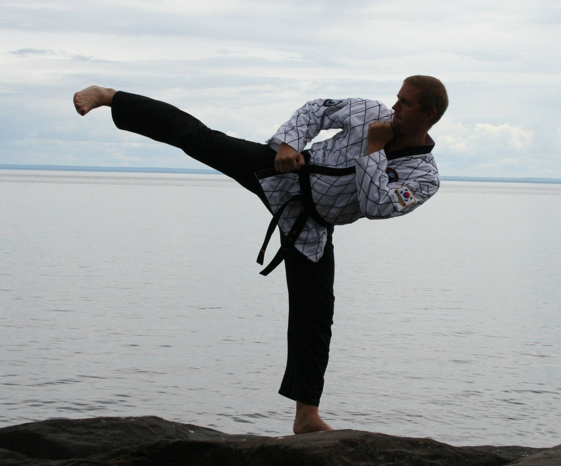 Hapkido Side Kick White Uniform Background