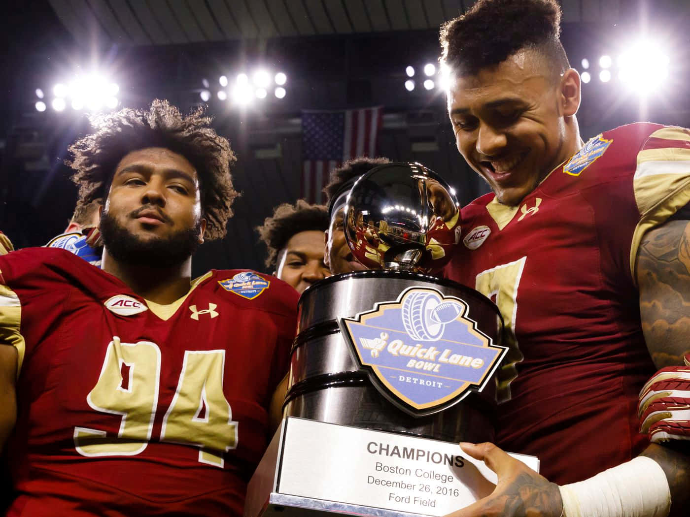 Harold Landry American Football Trophy Background
