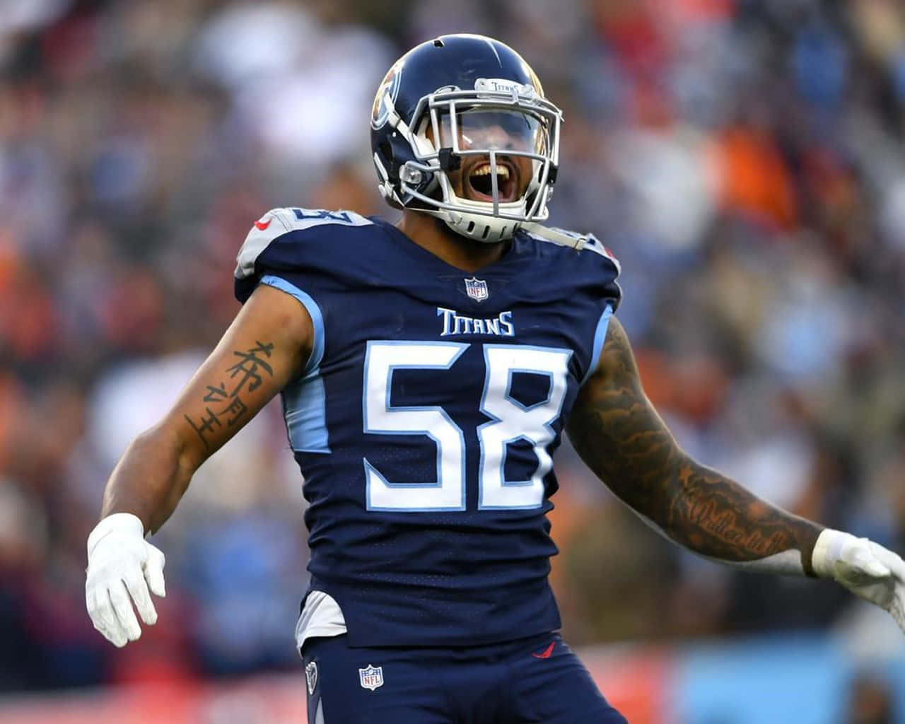 Harold Landry Cheering American Football Background