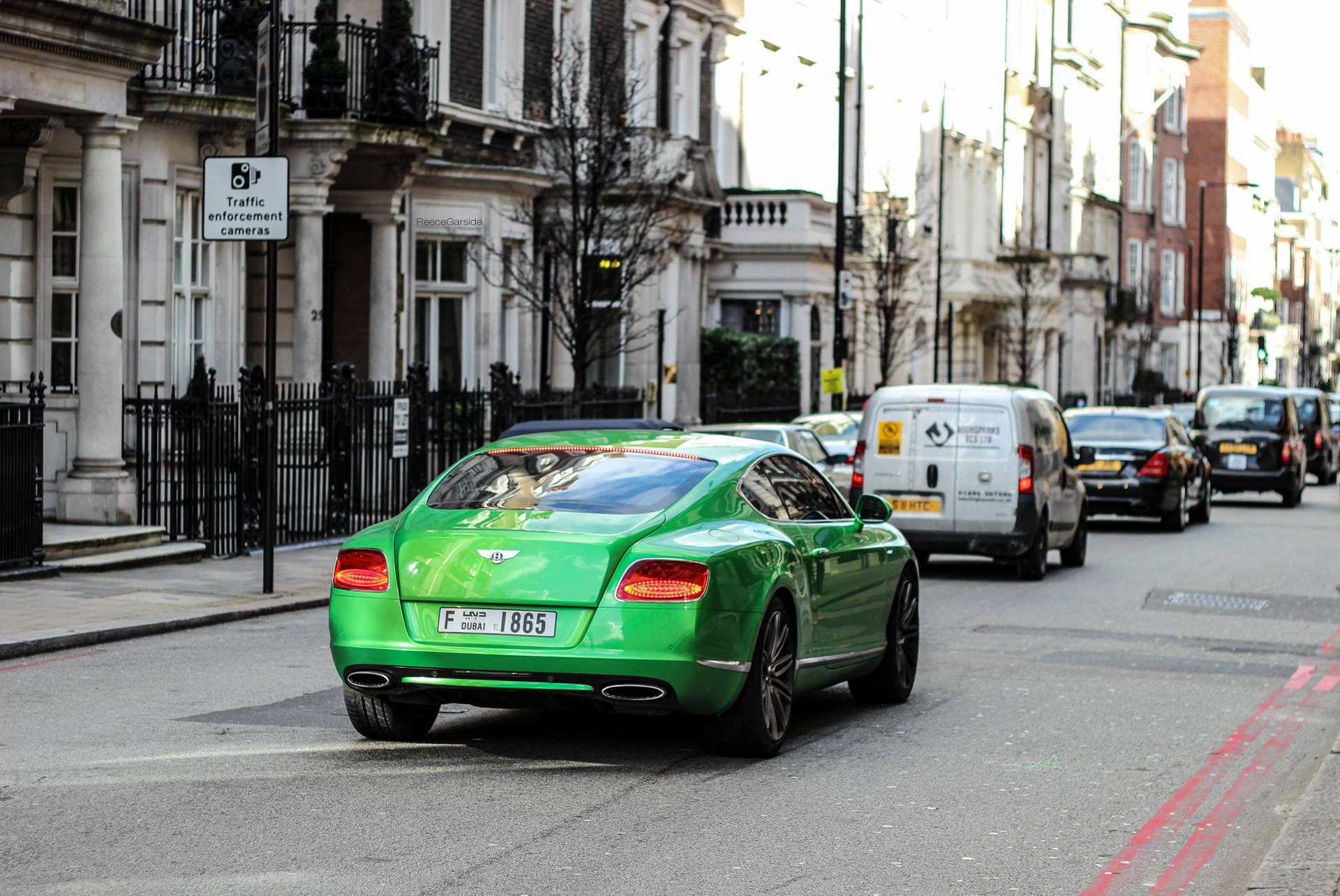 Harrods Green Car Background