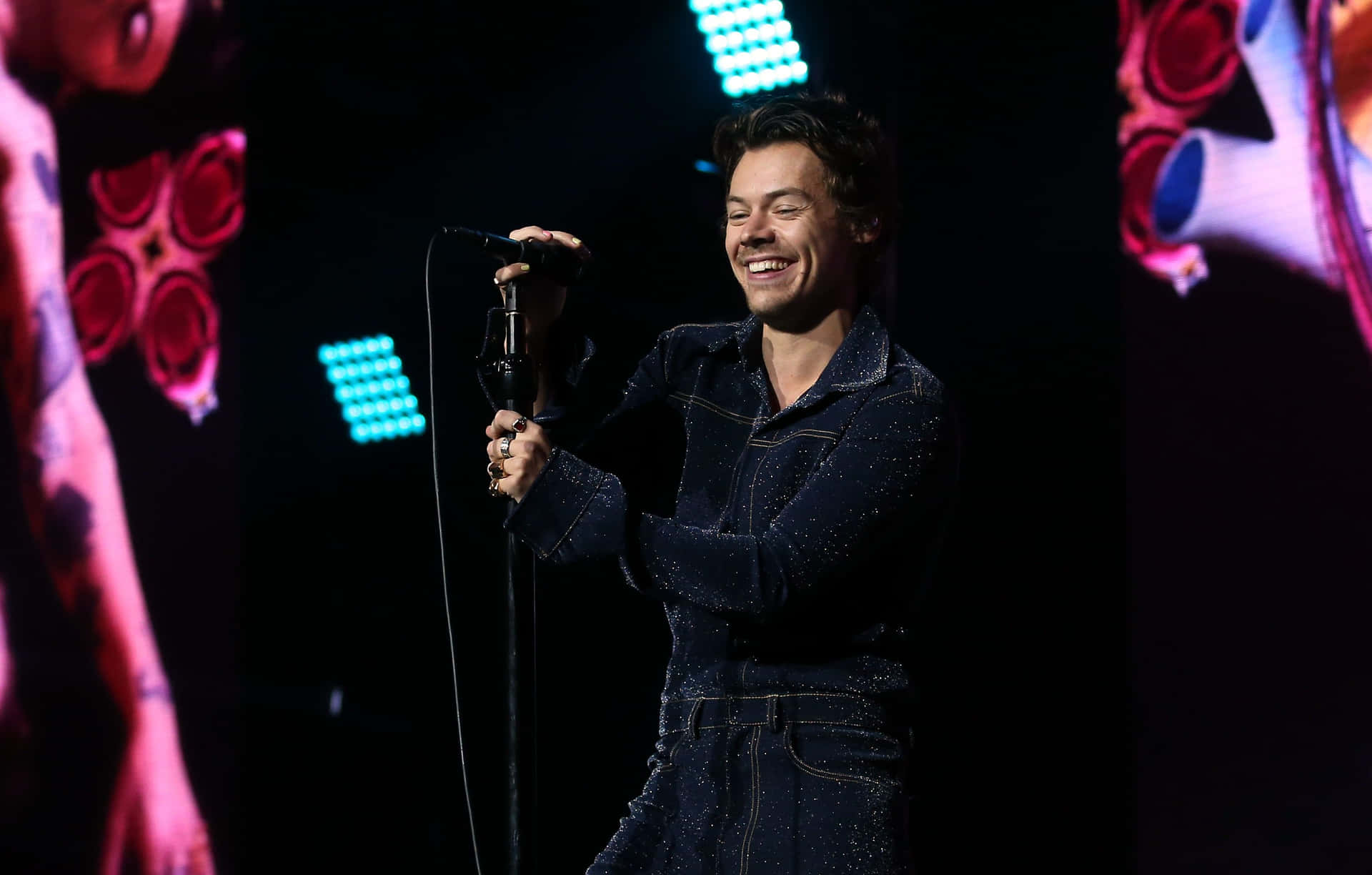 Harry Styles Shows Off His Sleek Laptop