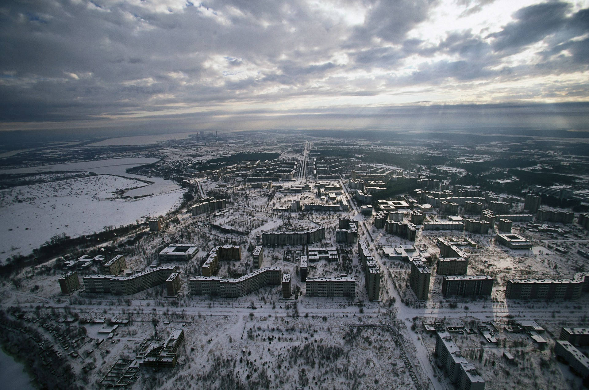 Haunting Remnants Of Chernobyl Nuclear Plant Background