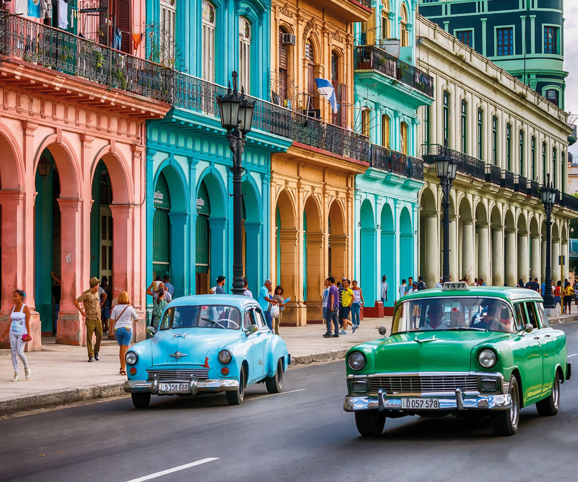 Havana Blue Green Yank Tanks Background