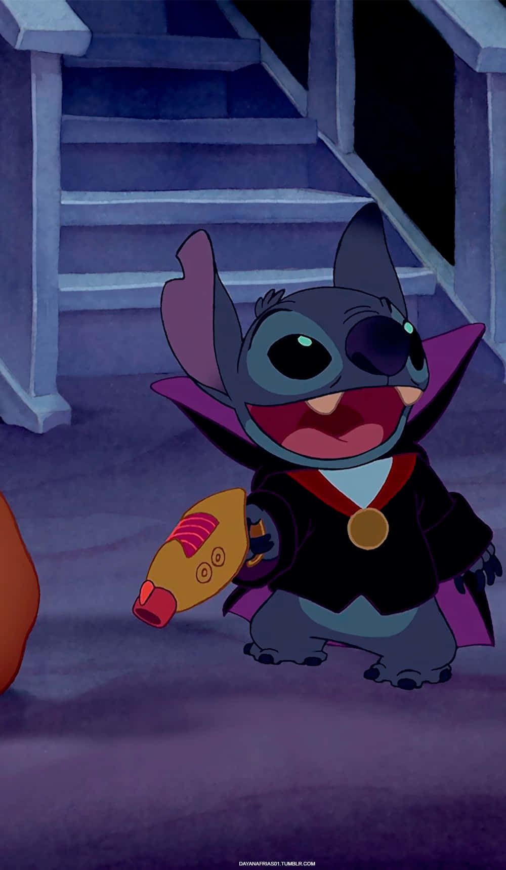 Have A Spooky Halloween With Lilo And Stitch! Background