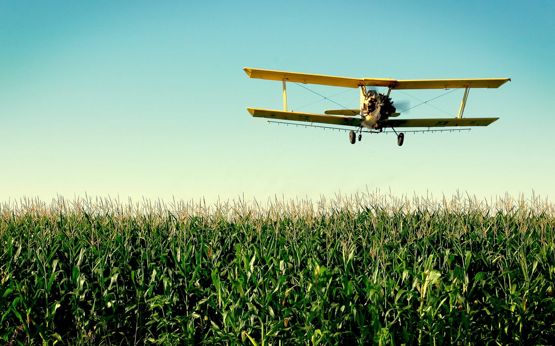 Hd Plane Flying Over Farm Background