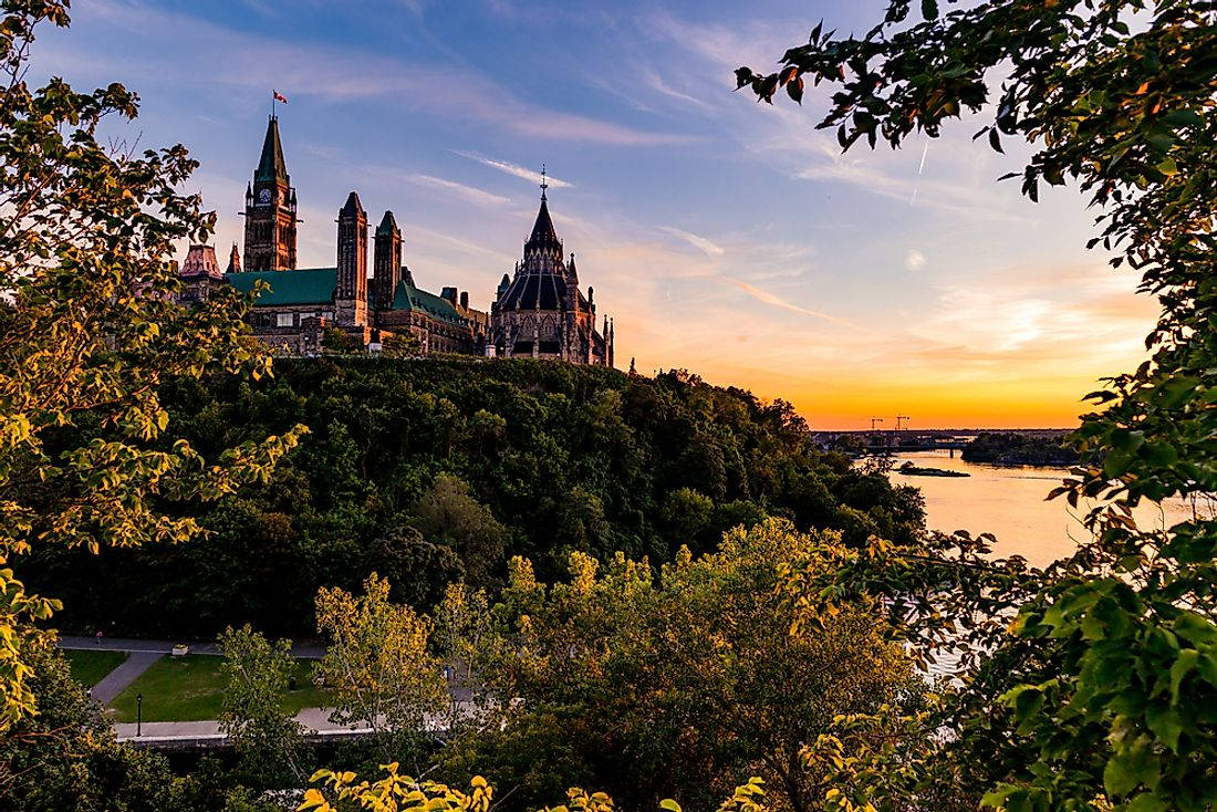 Hd Sunrise Photo Of Parliament Hill, Ottawa