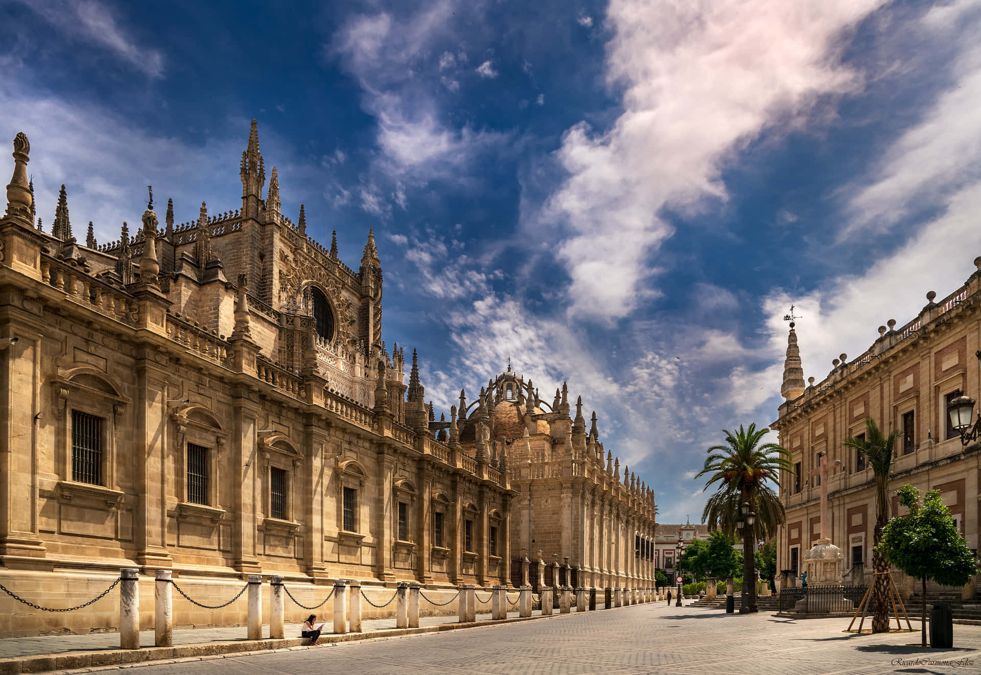 Hdr Photo Of Seville Cathedral Background