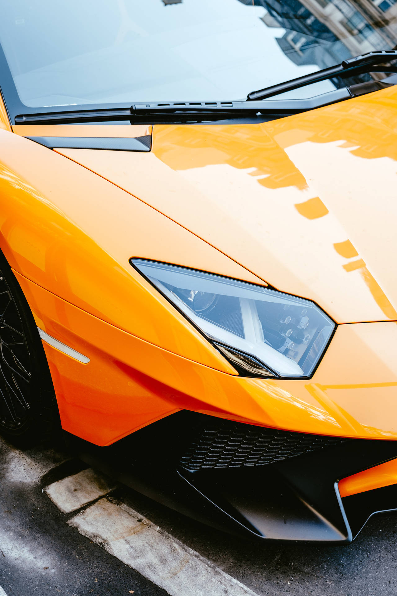 Headlight Of Yellow Lamborghini Galaxyv Background