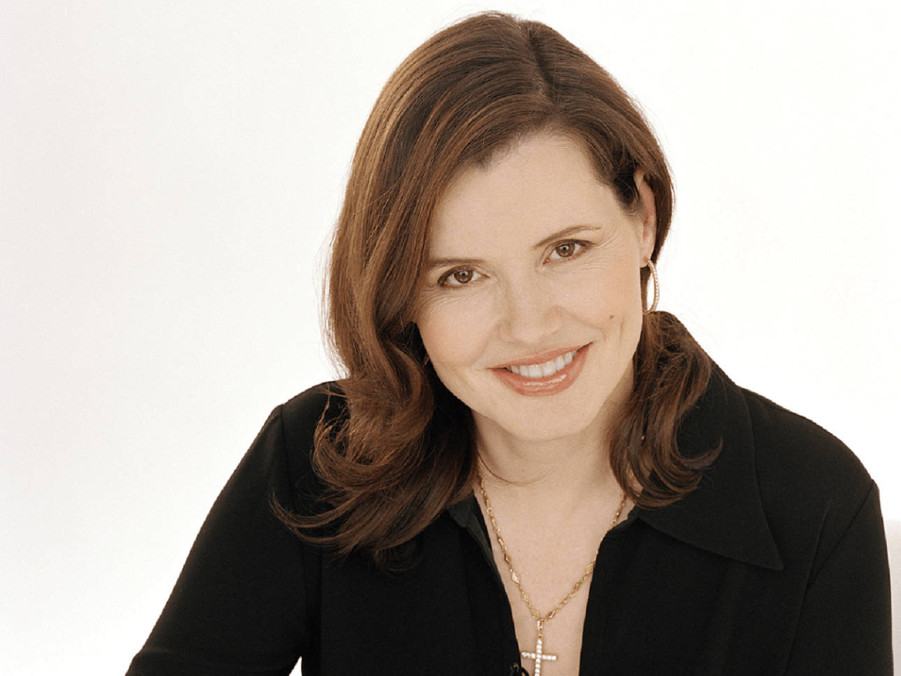 Headshot Of Actress-producer Geena Davis Background