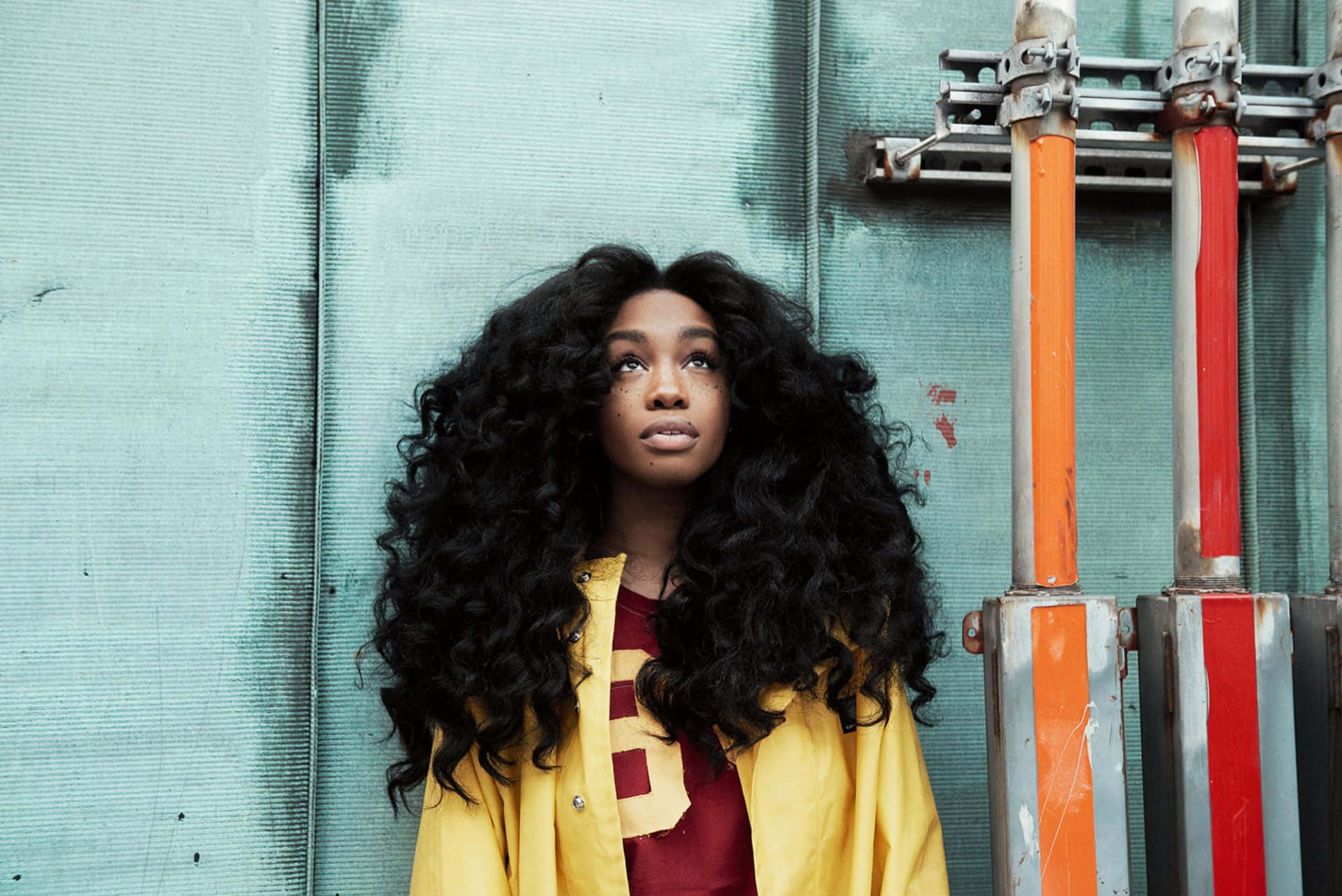 Hear Sza's Newest Hits And Get A Glimpse Of Her Exquisite Style. Background