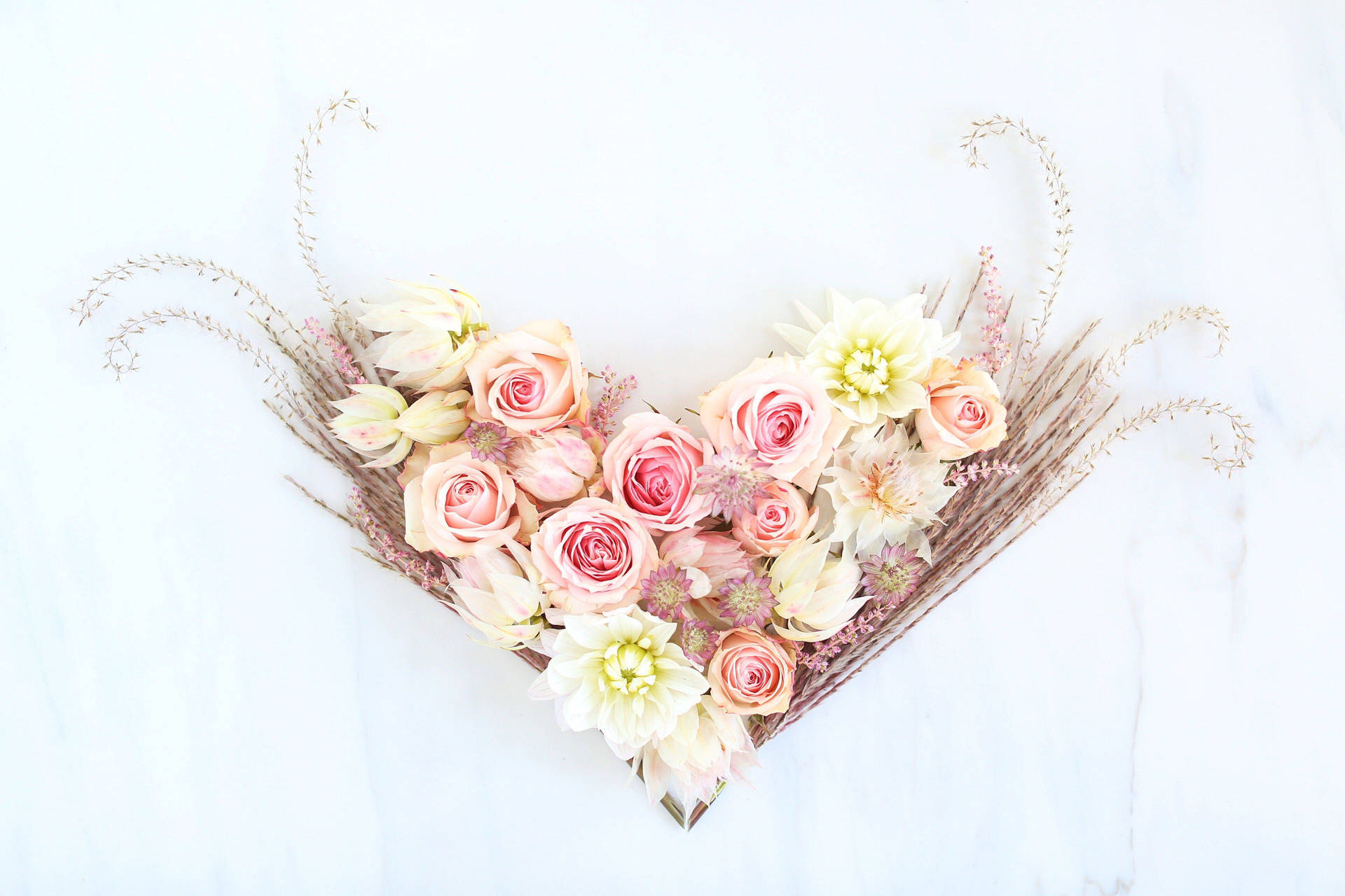 Heart Flower Bouquet Valentines Desktop Background