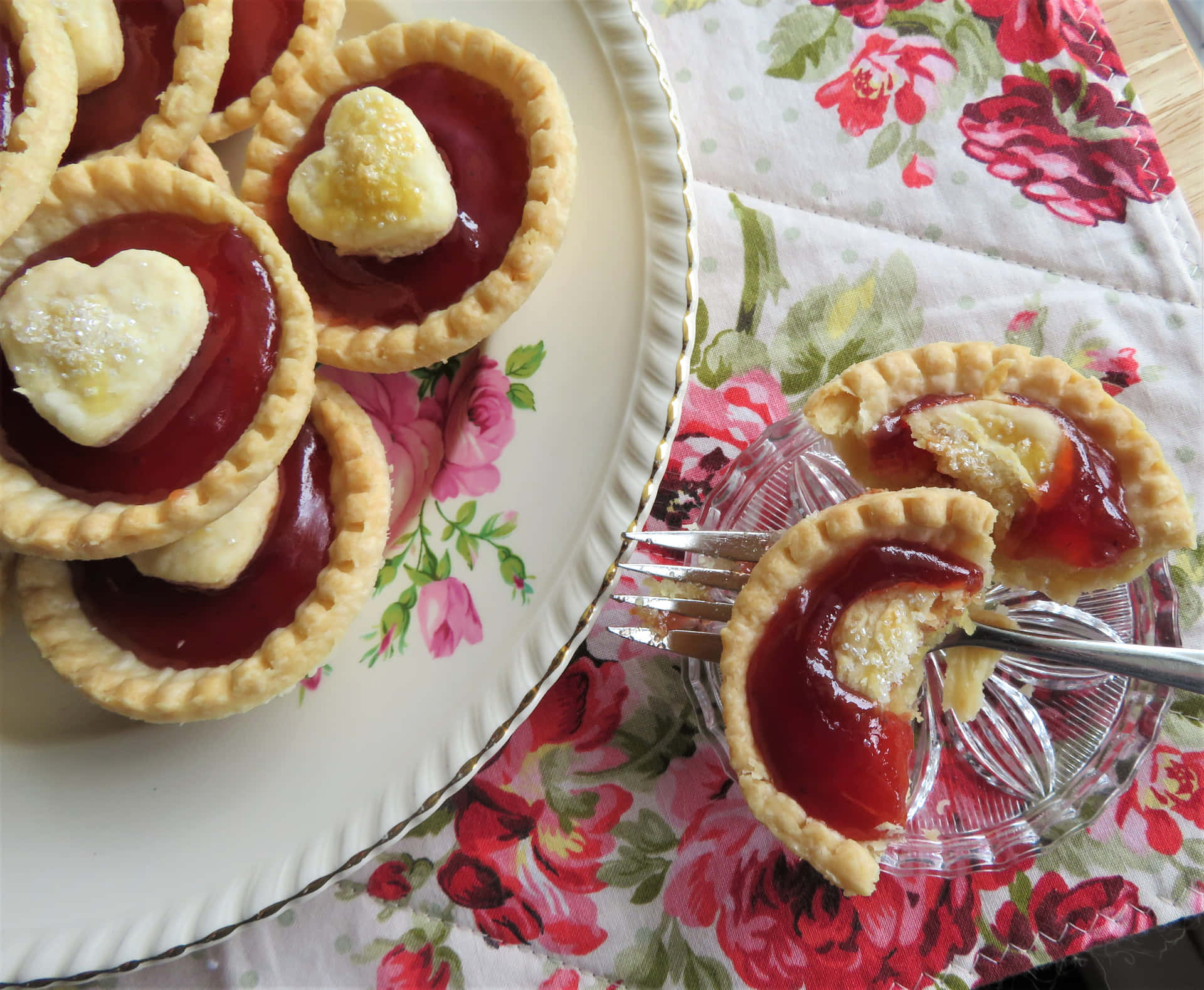 Heart Mini Tart Serving