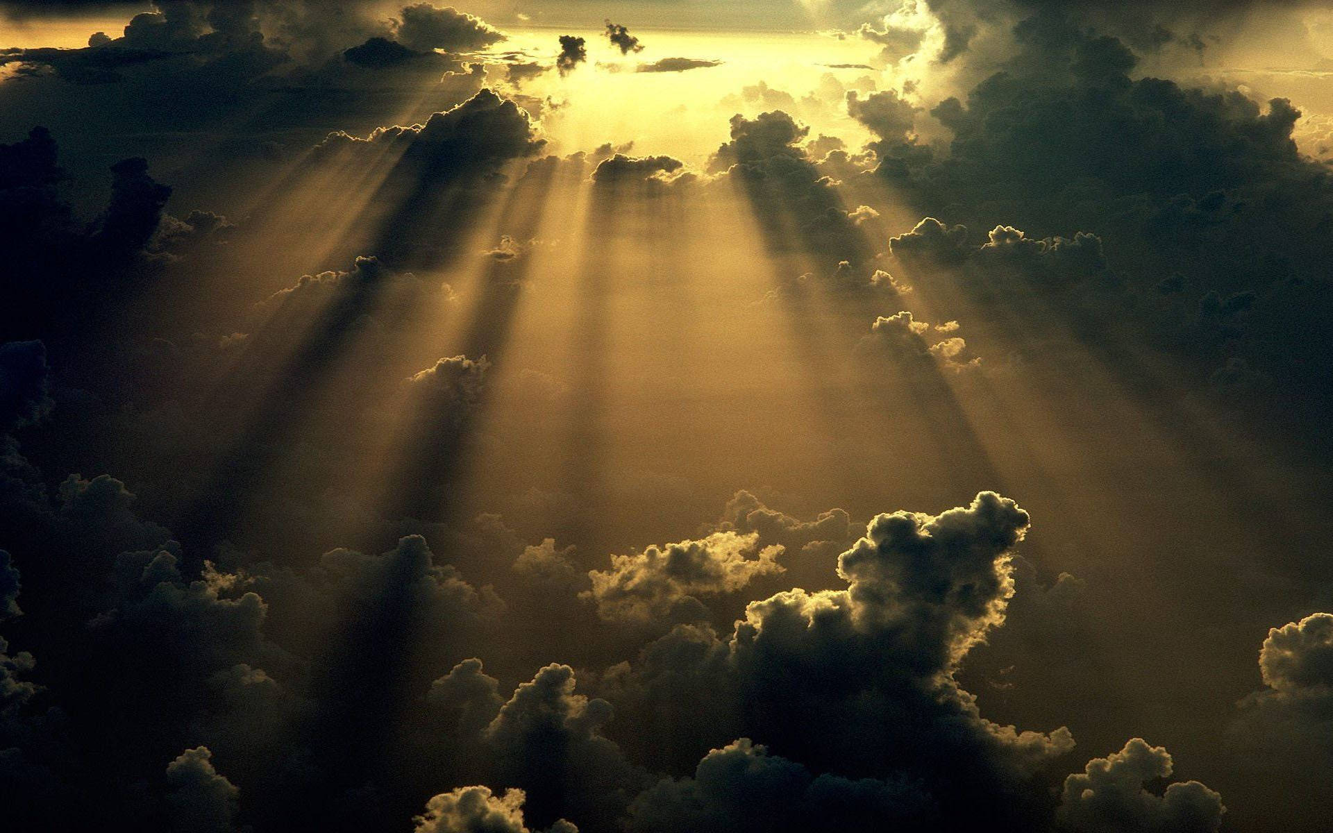 Heaven In The Clouds Background