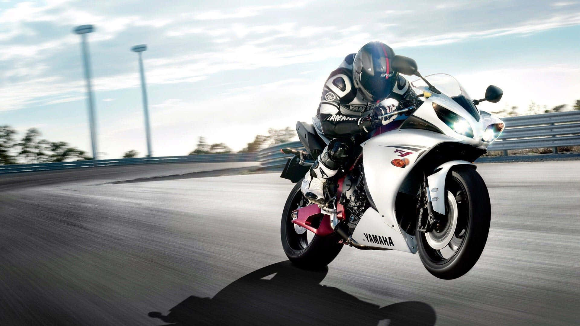 Heavy Motorcycle [wallpaper] Background