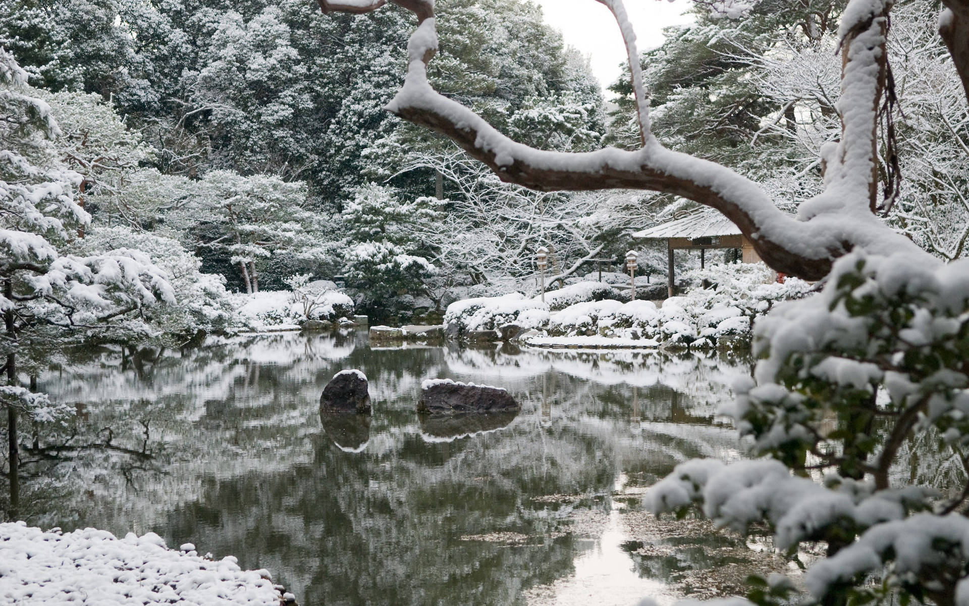 Heian Shrine Winter Desktop