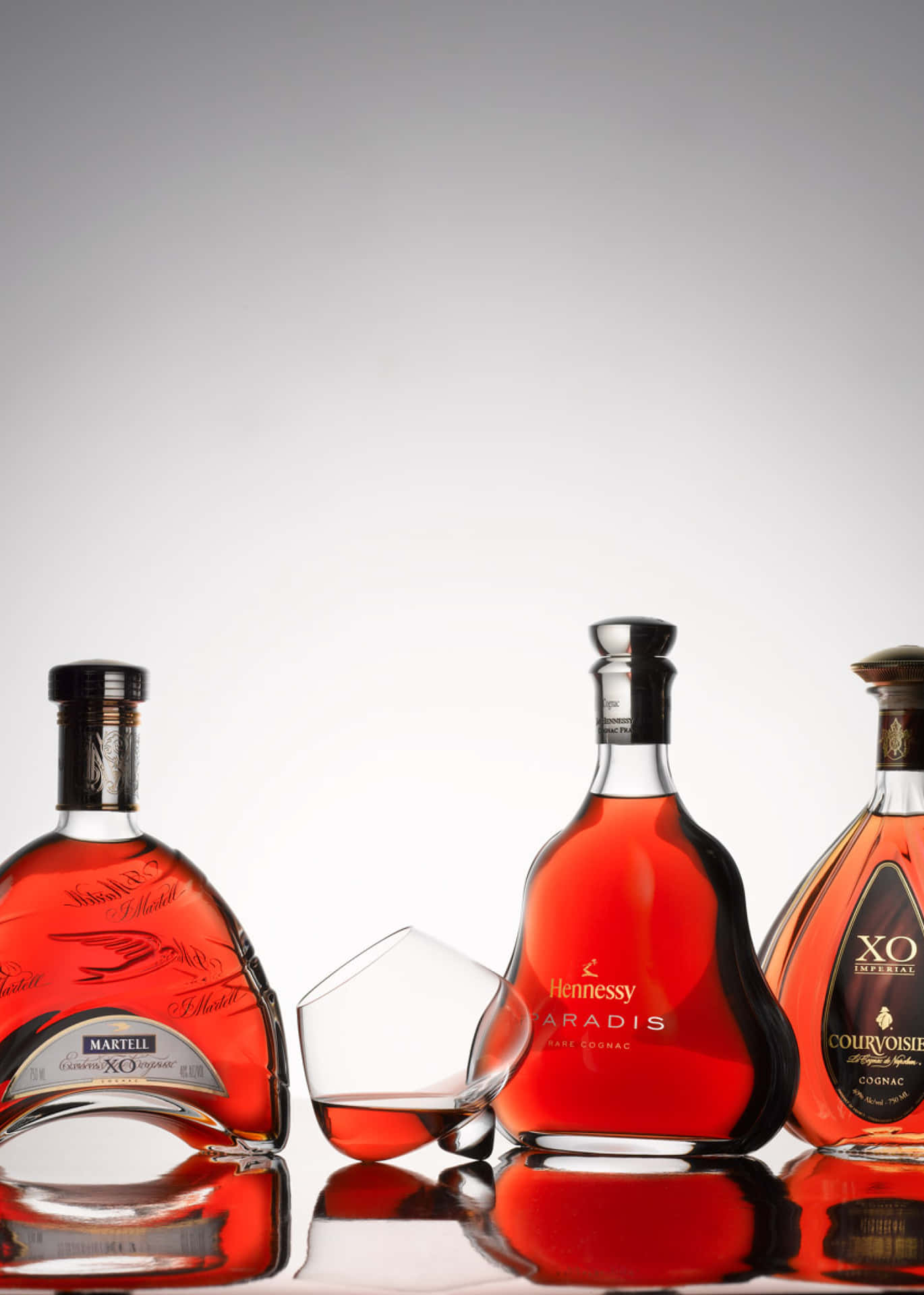 Hennessy Paradis With Other Brands Background