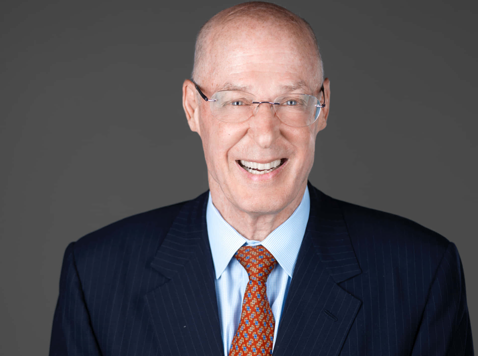 Henry Paulson Smiling Photo Background