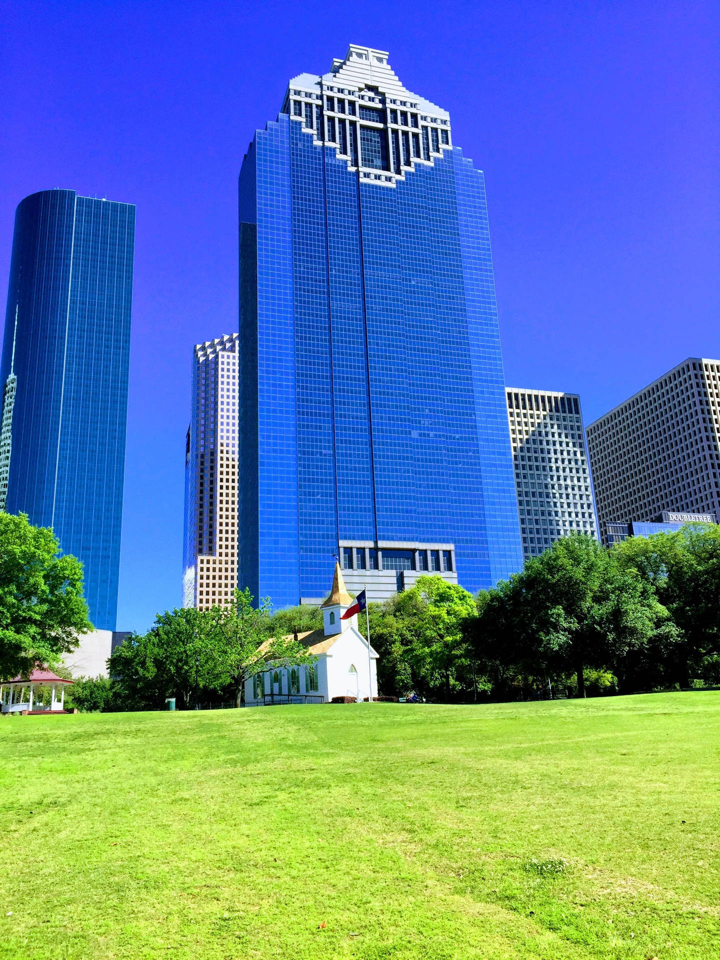 Heritage Plaza Tower Houston Background